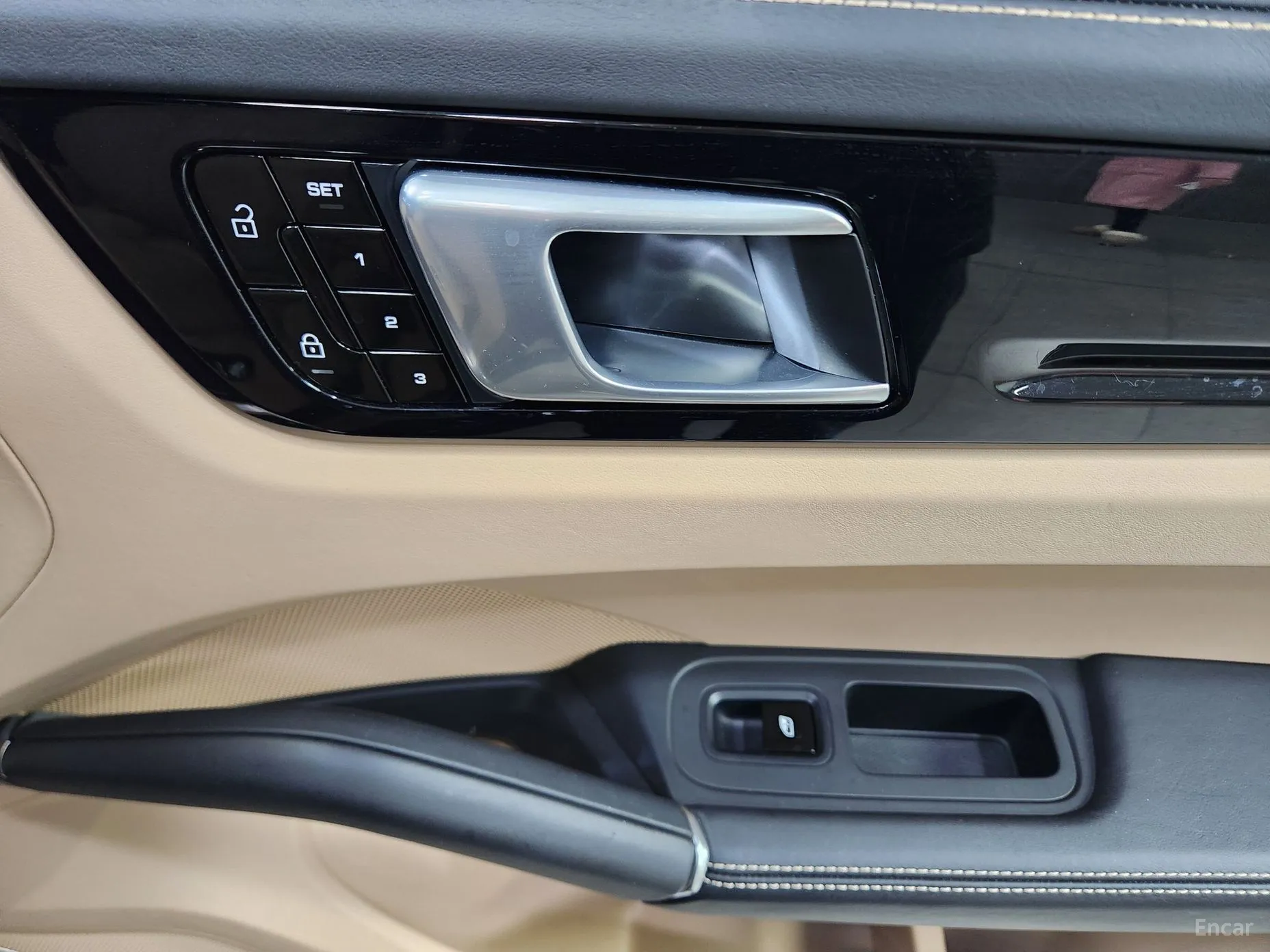 Porsche Cayenne (PO536) превью 15
