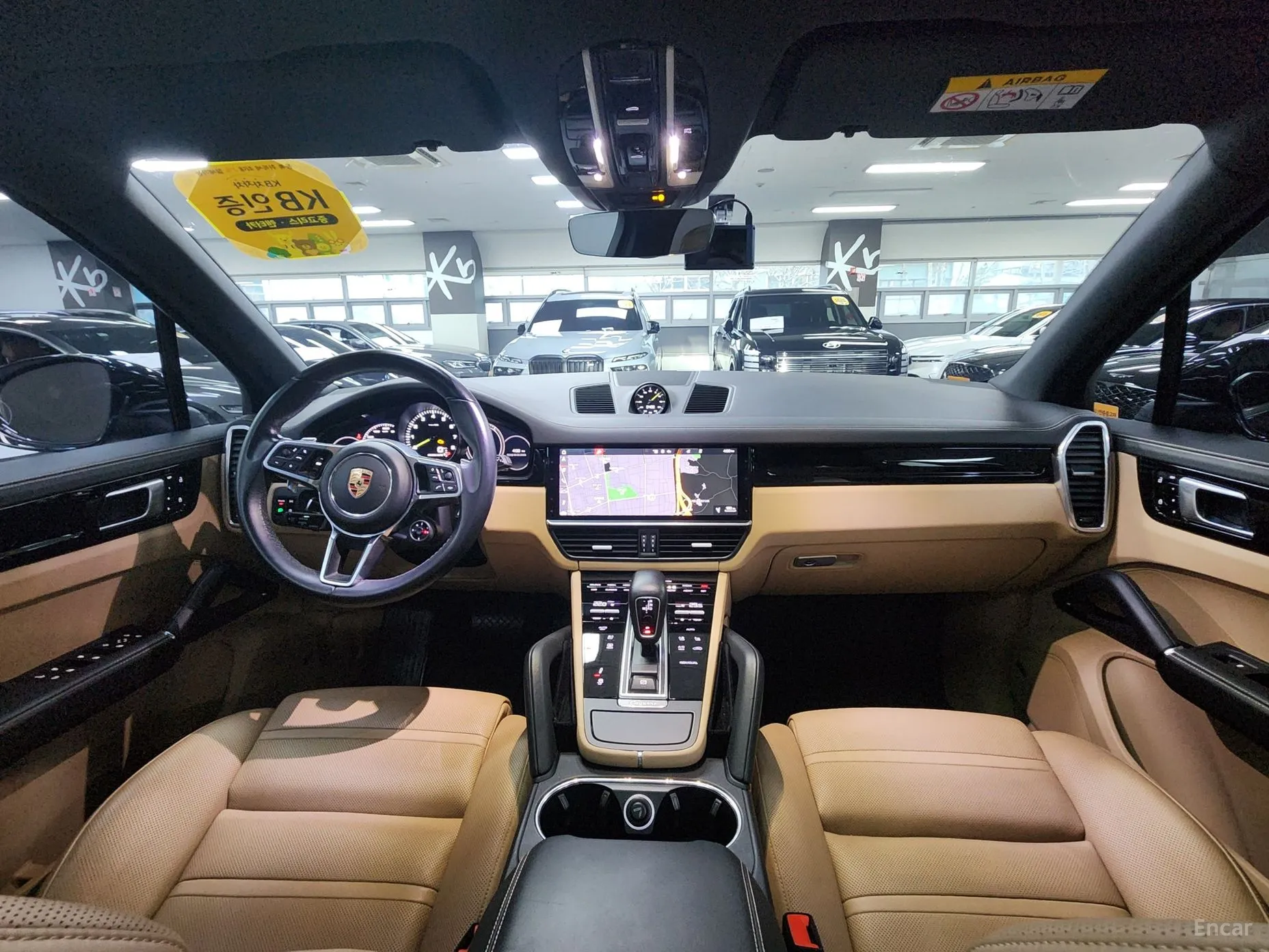 Porsche Cayenne (PO536) превью 17