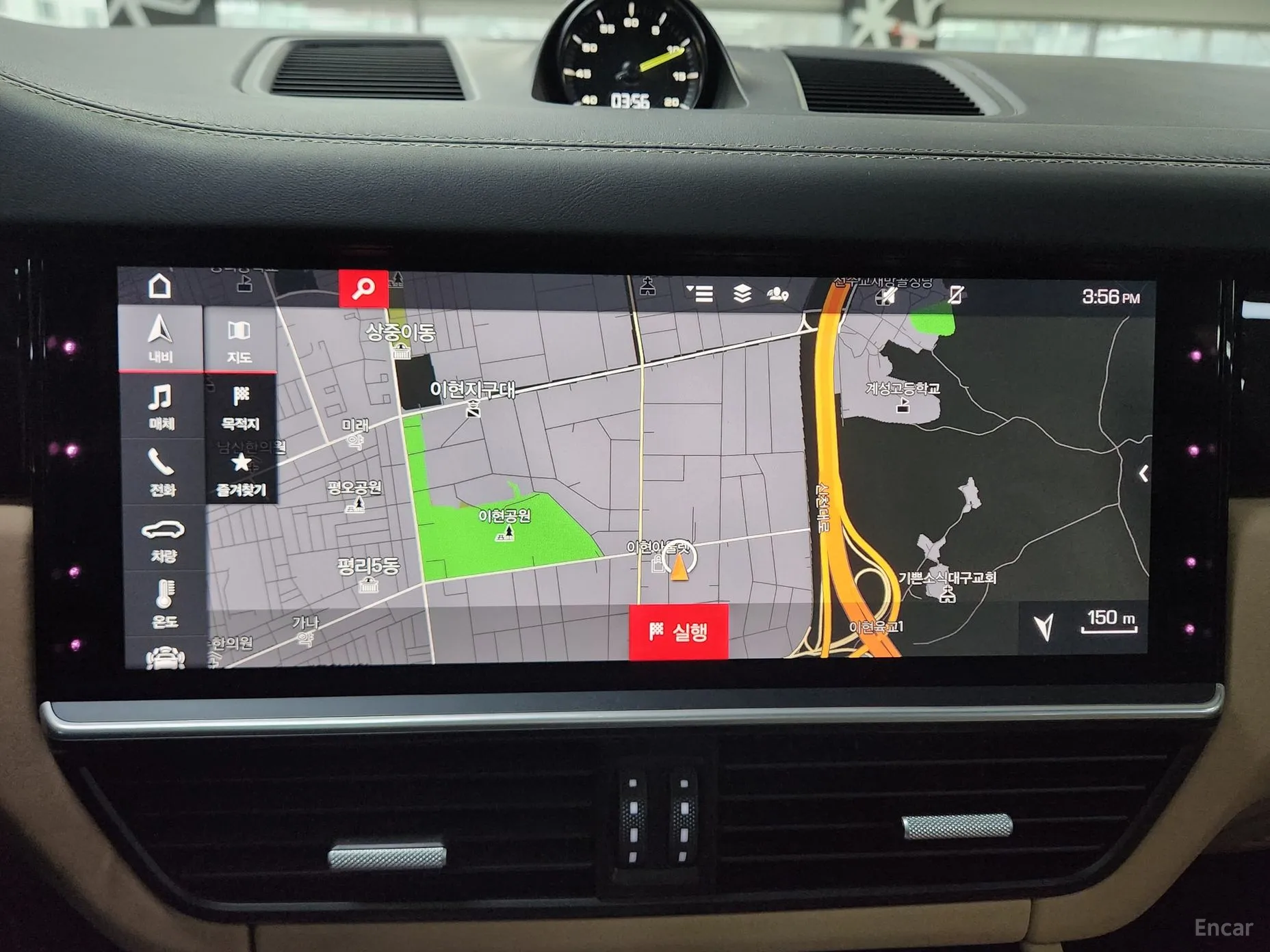 Porsche Cayenne (PO536) превью 9