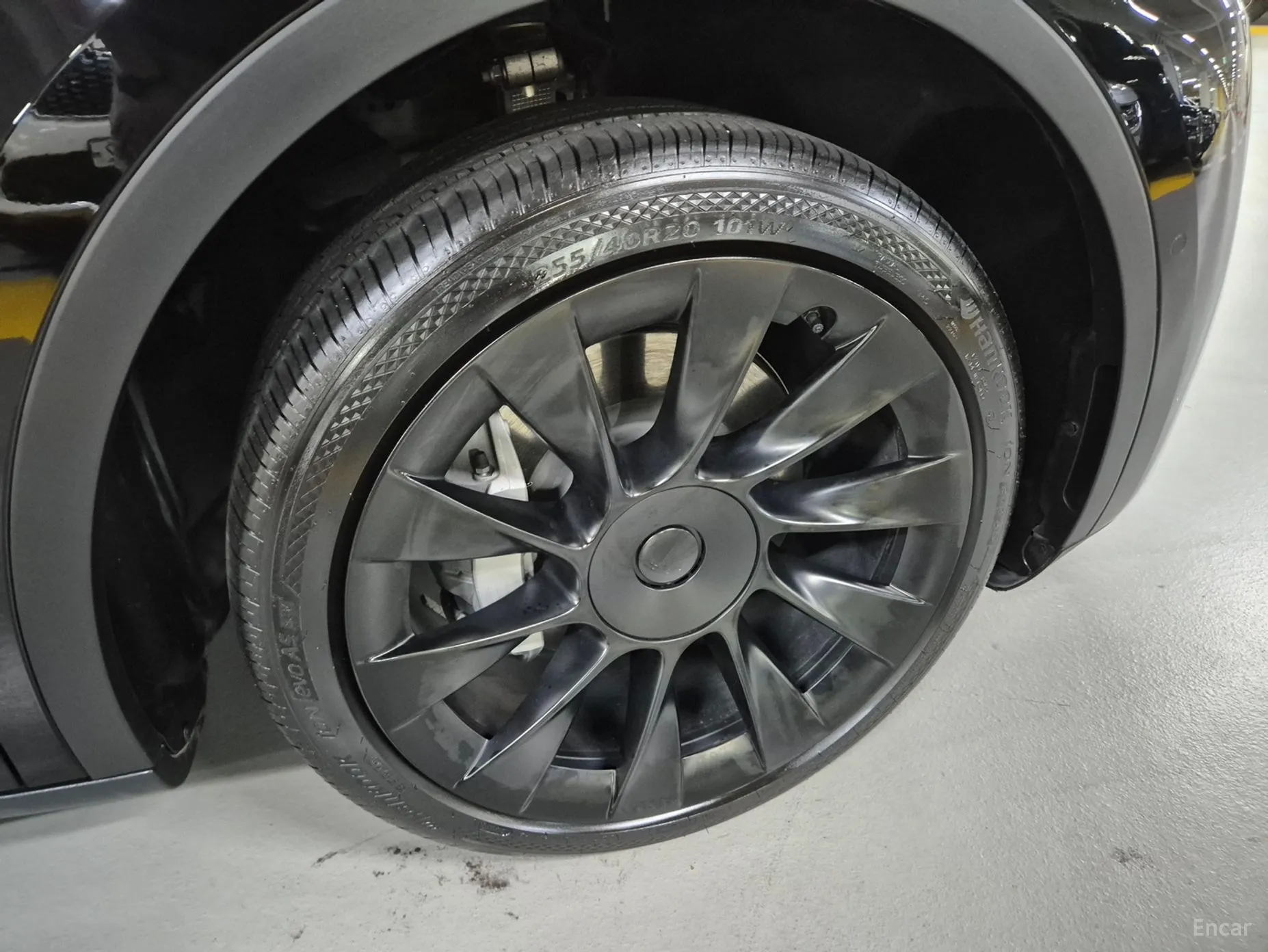 Tesla Model Y превью 13