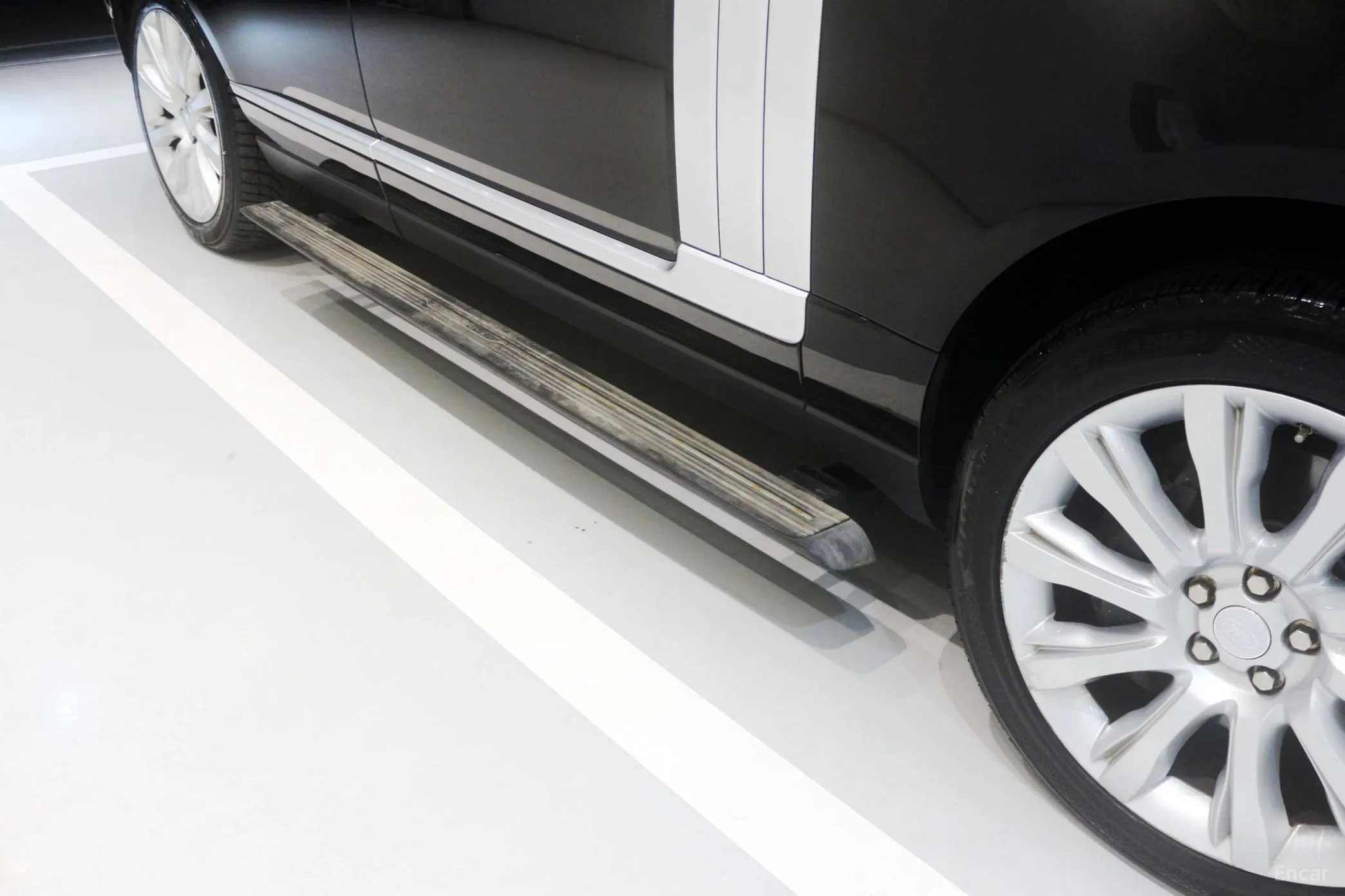 Land Rover Range Rover 4th Generation превью 10