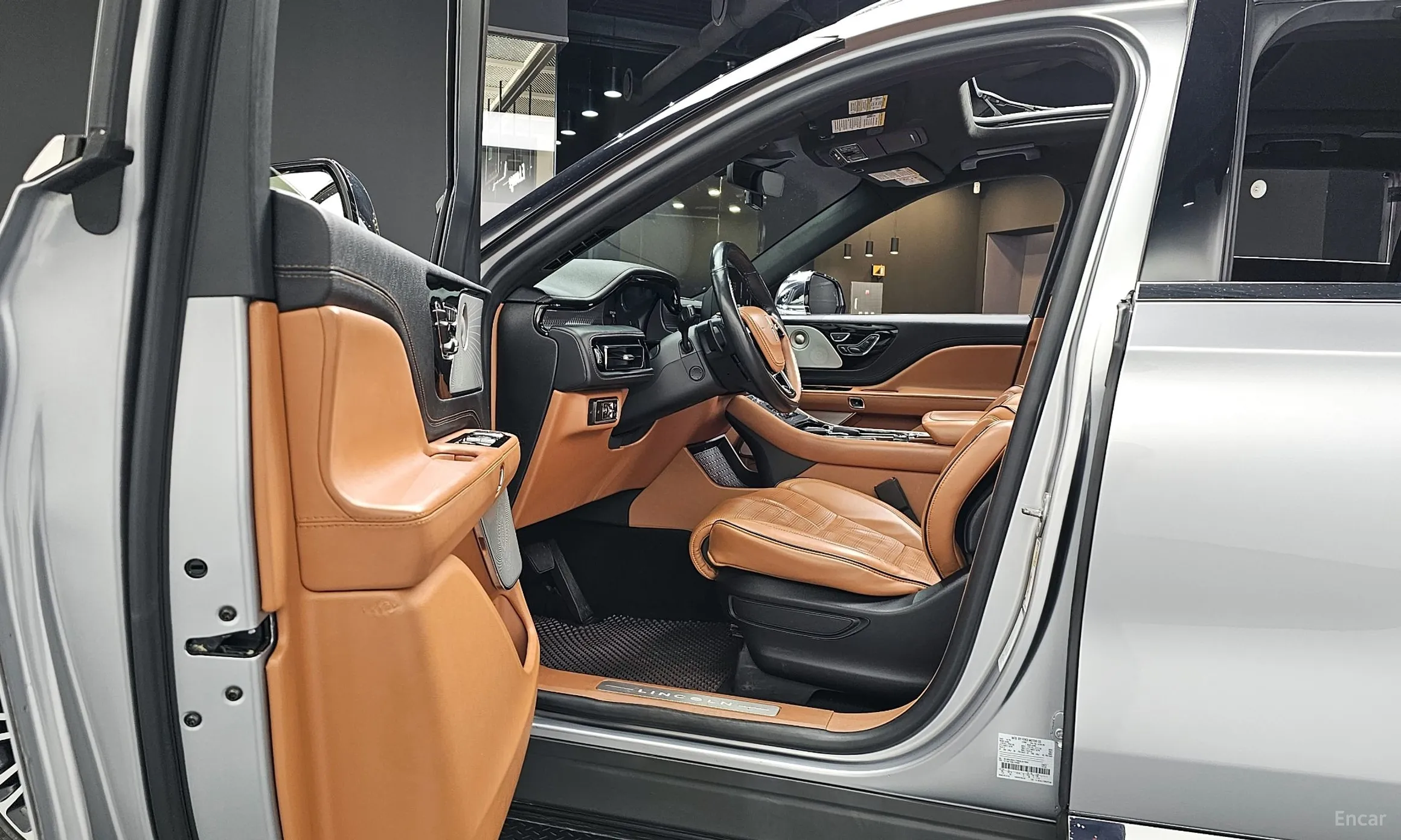 Lincoln Aviator 2nd Generation превью 10