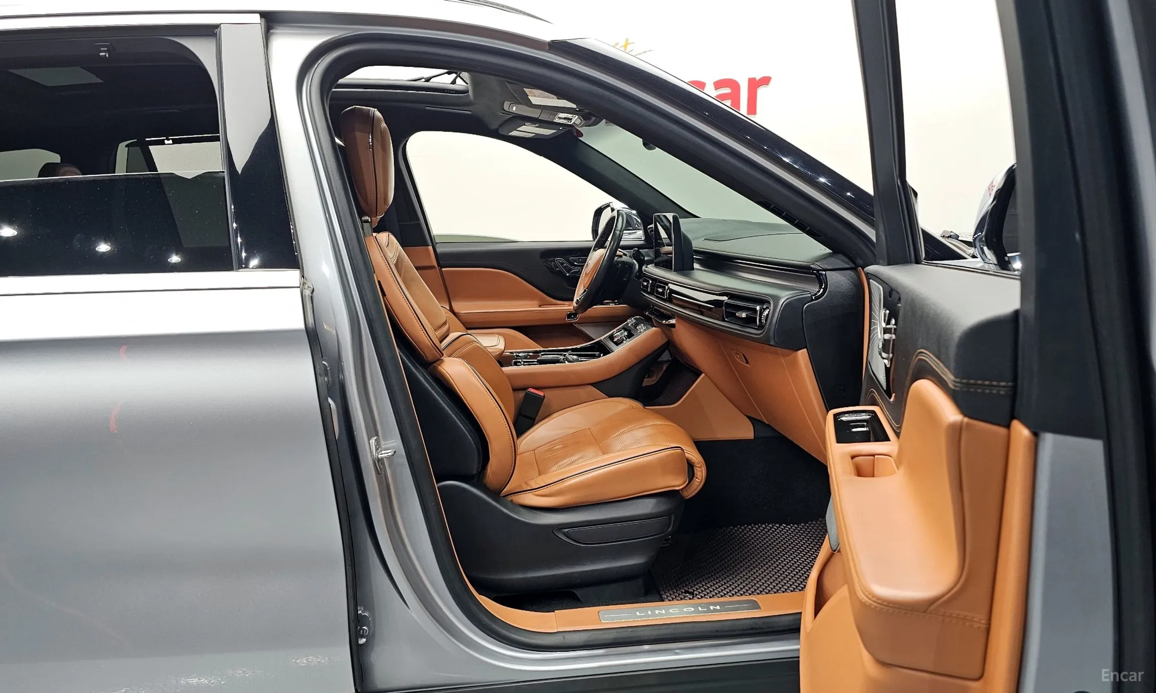 Lincoln Aviator 2nd Generation превью 11