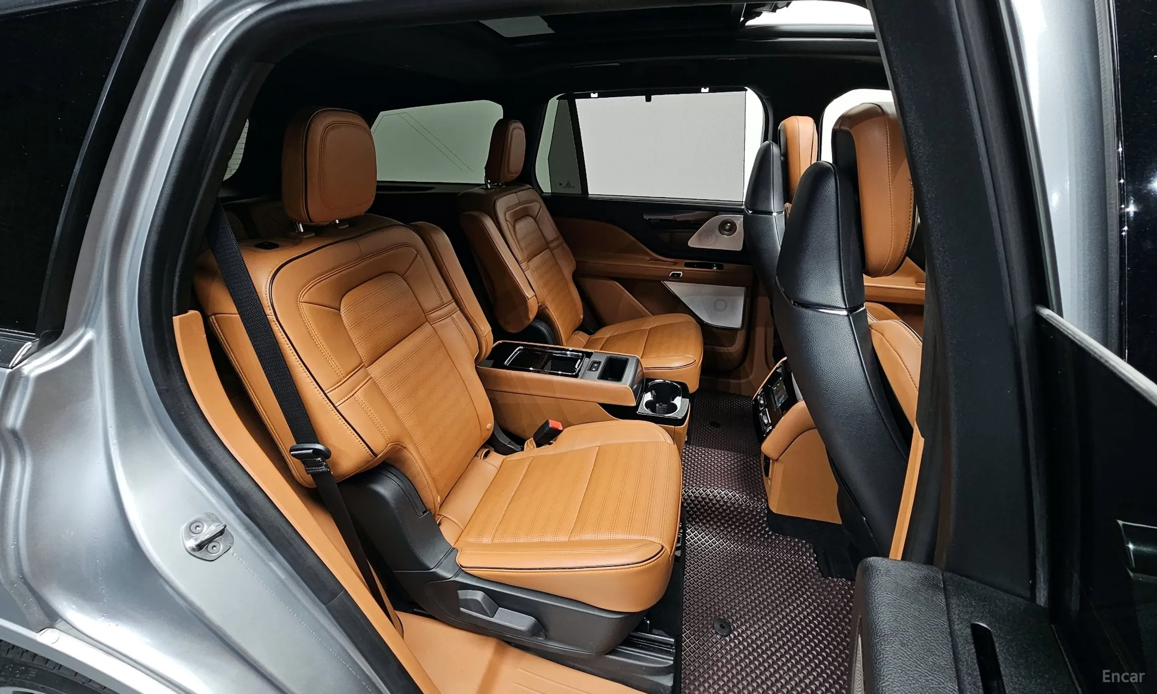 Lincoln Aviator 2nd Generation превью 12