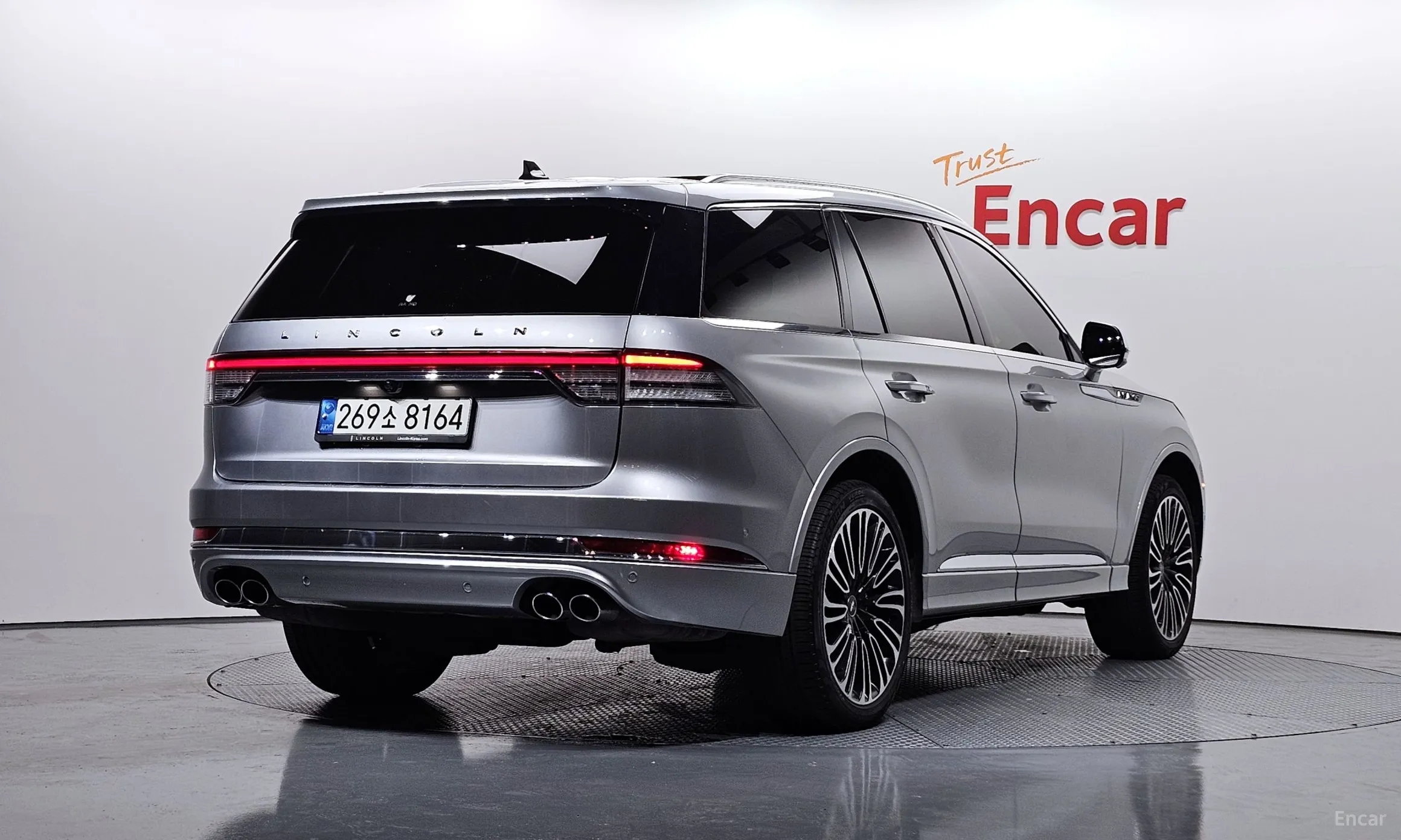 Lincoln Aviator 2nd Generation превью 2