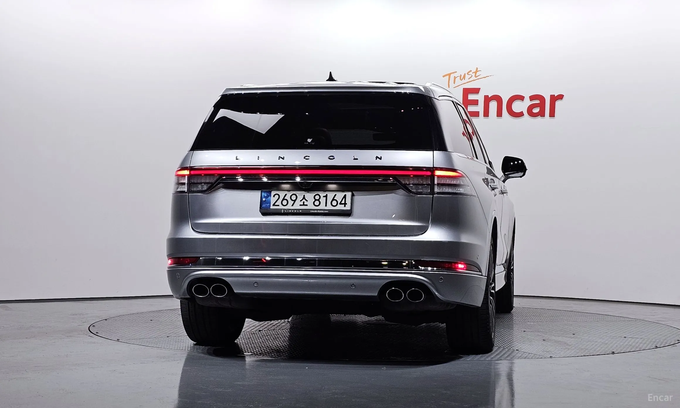 Lincoln Aviator 2nd Generation превью 4