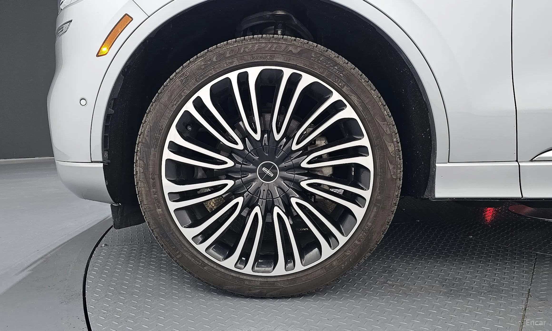 Lincoln Aviator 2nd Generation превью 5