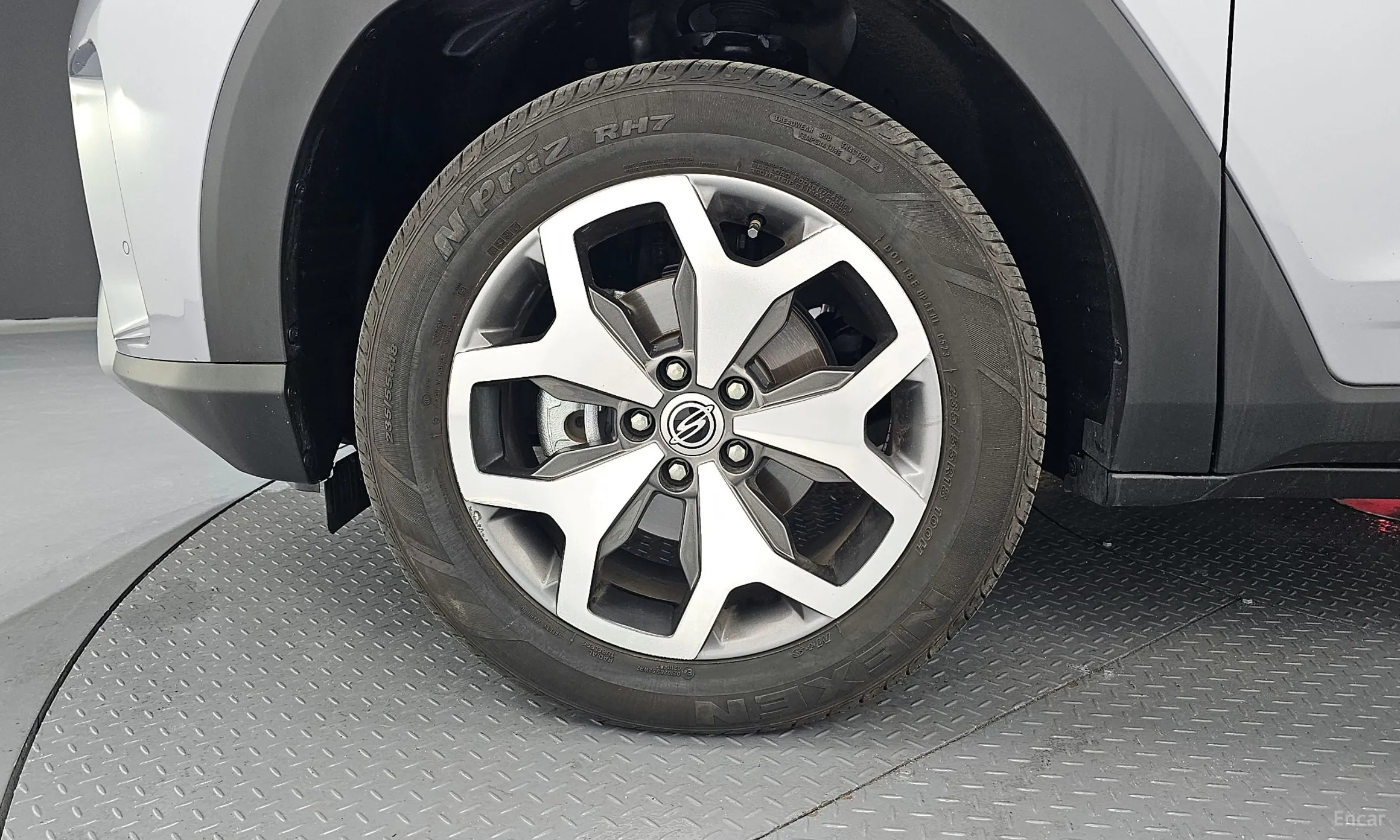 KG Mobility (SsangYong) Torres превью 5