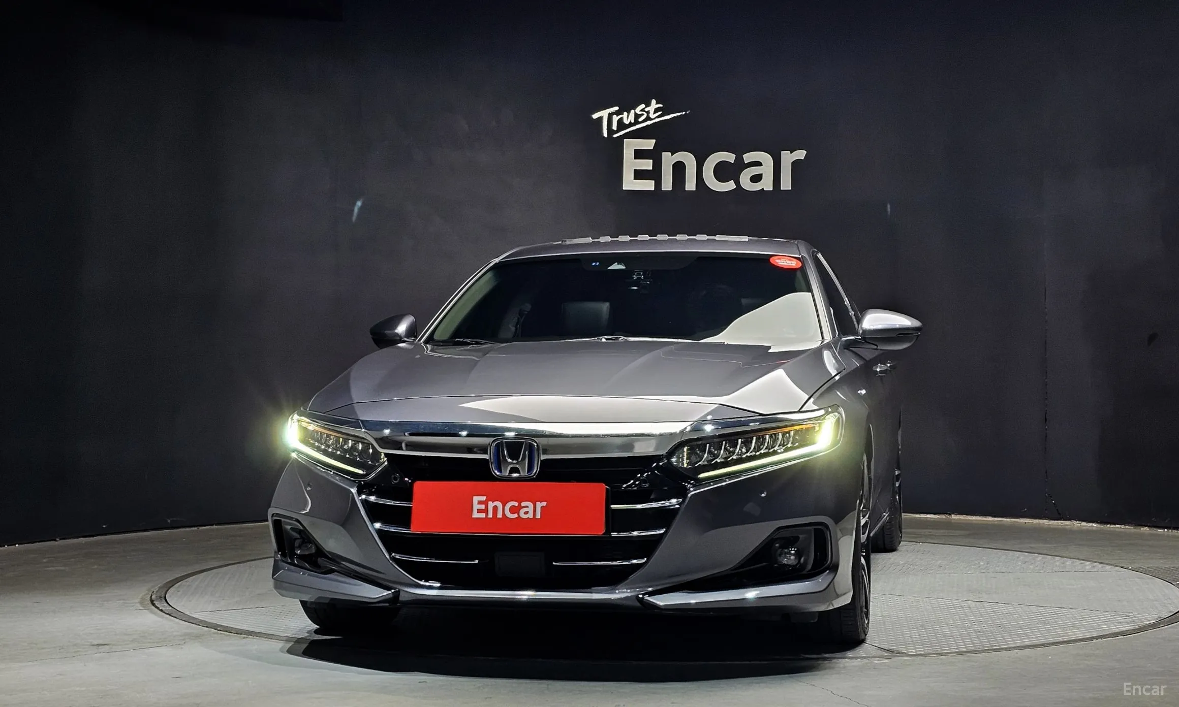 Honda Accord 10th Generation превью 3
