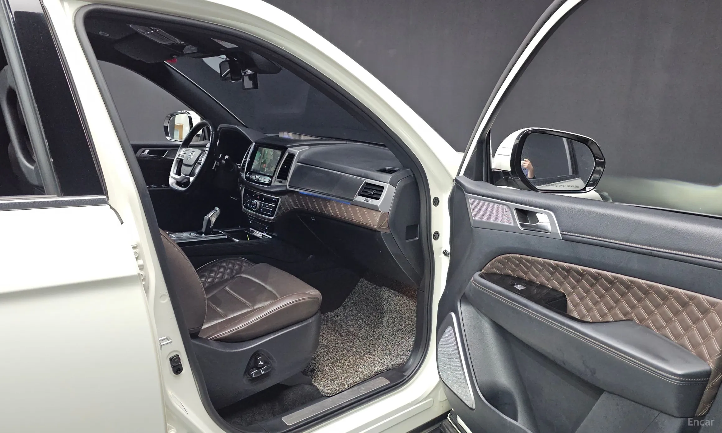 KG Mobility (SsangYong) Rexton превью 11
