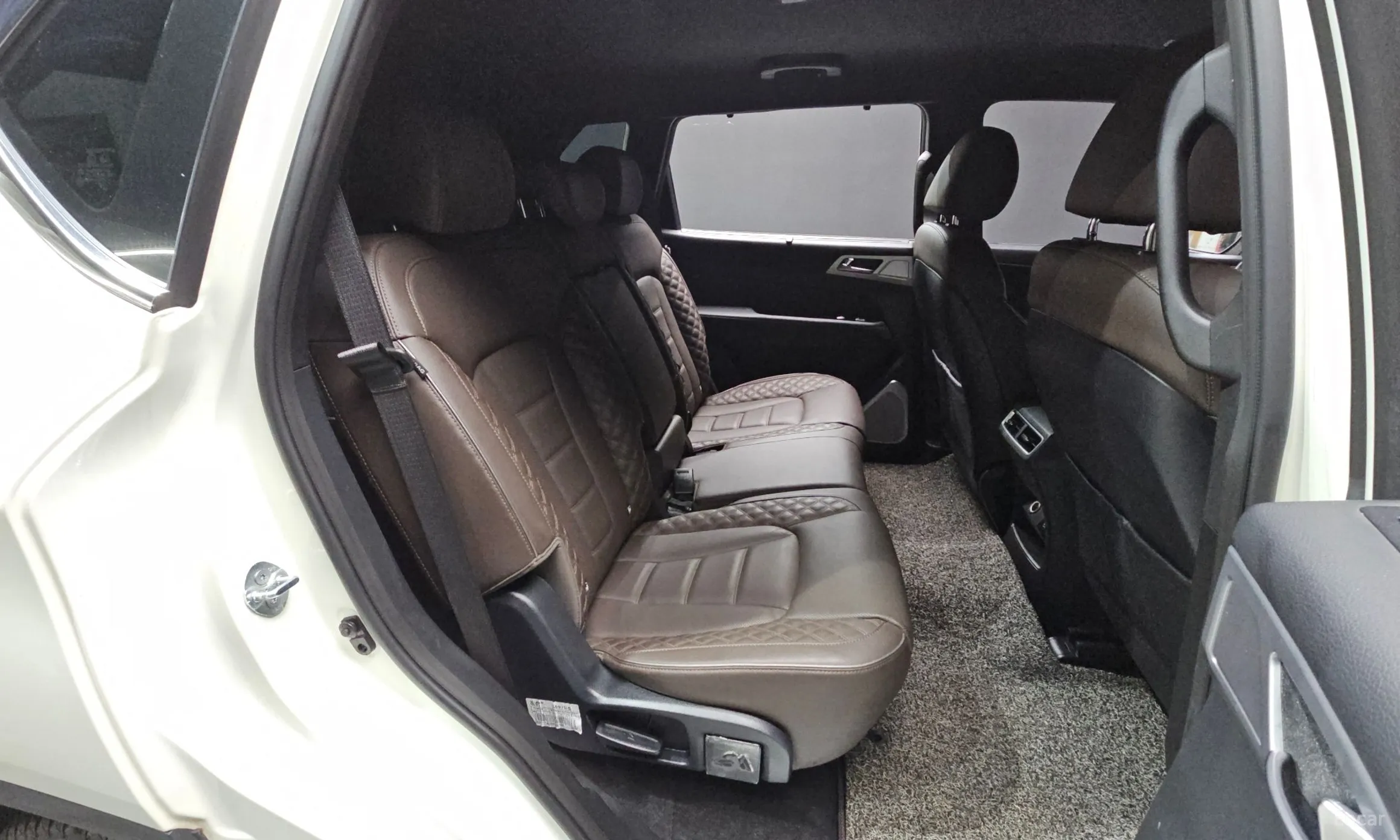 KG Mobility (SsangYong) Rexton превью 12