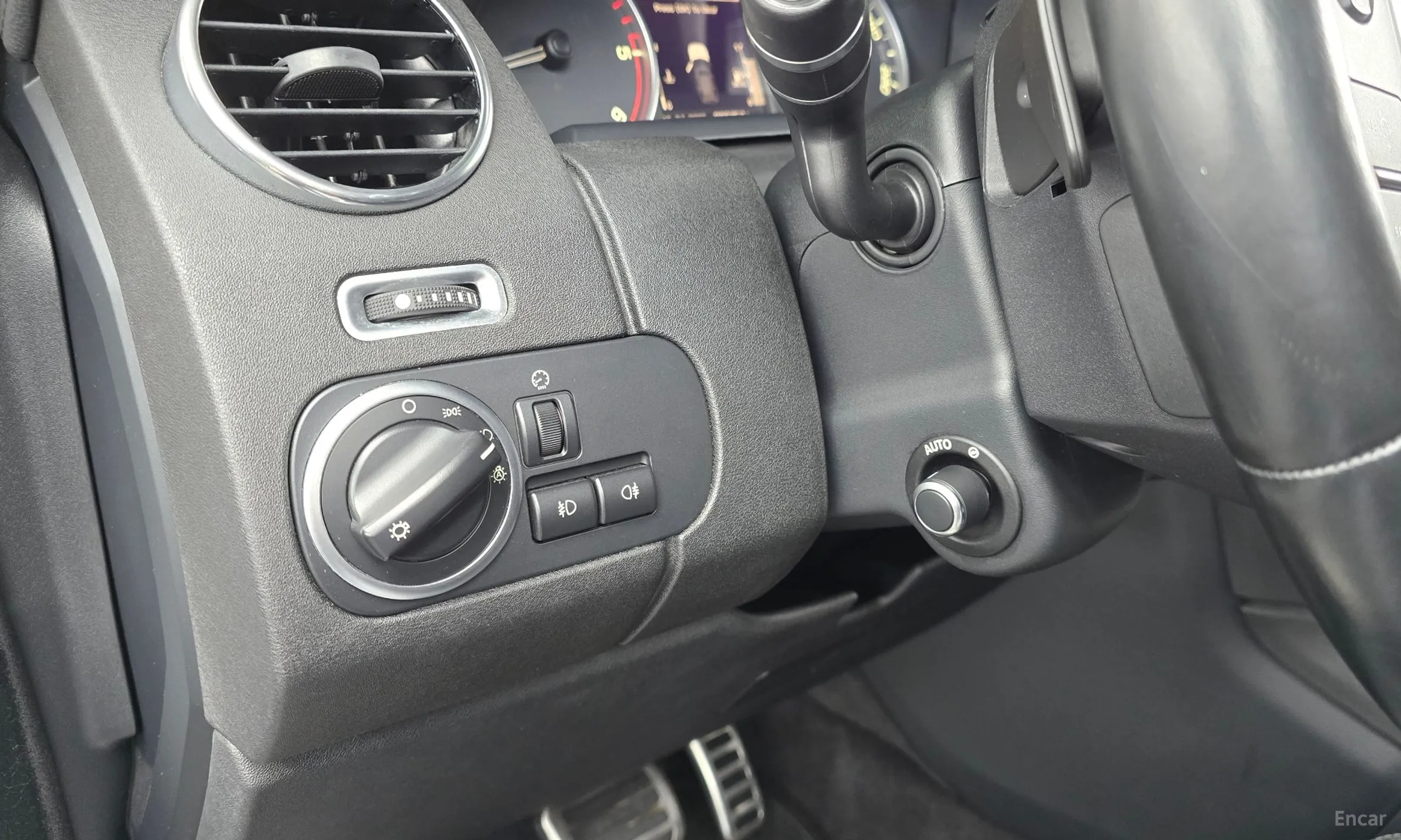 Land Rover Discovery 4 превью 18