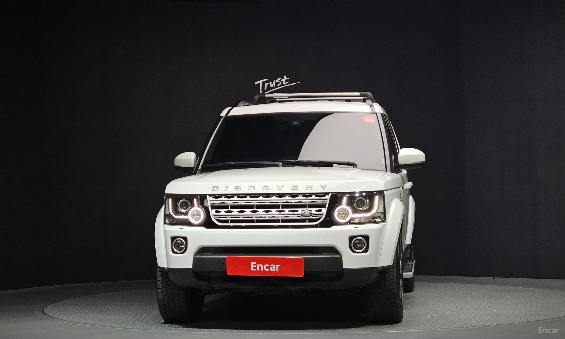 Land Rover Discovery 4 превью 3