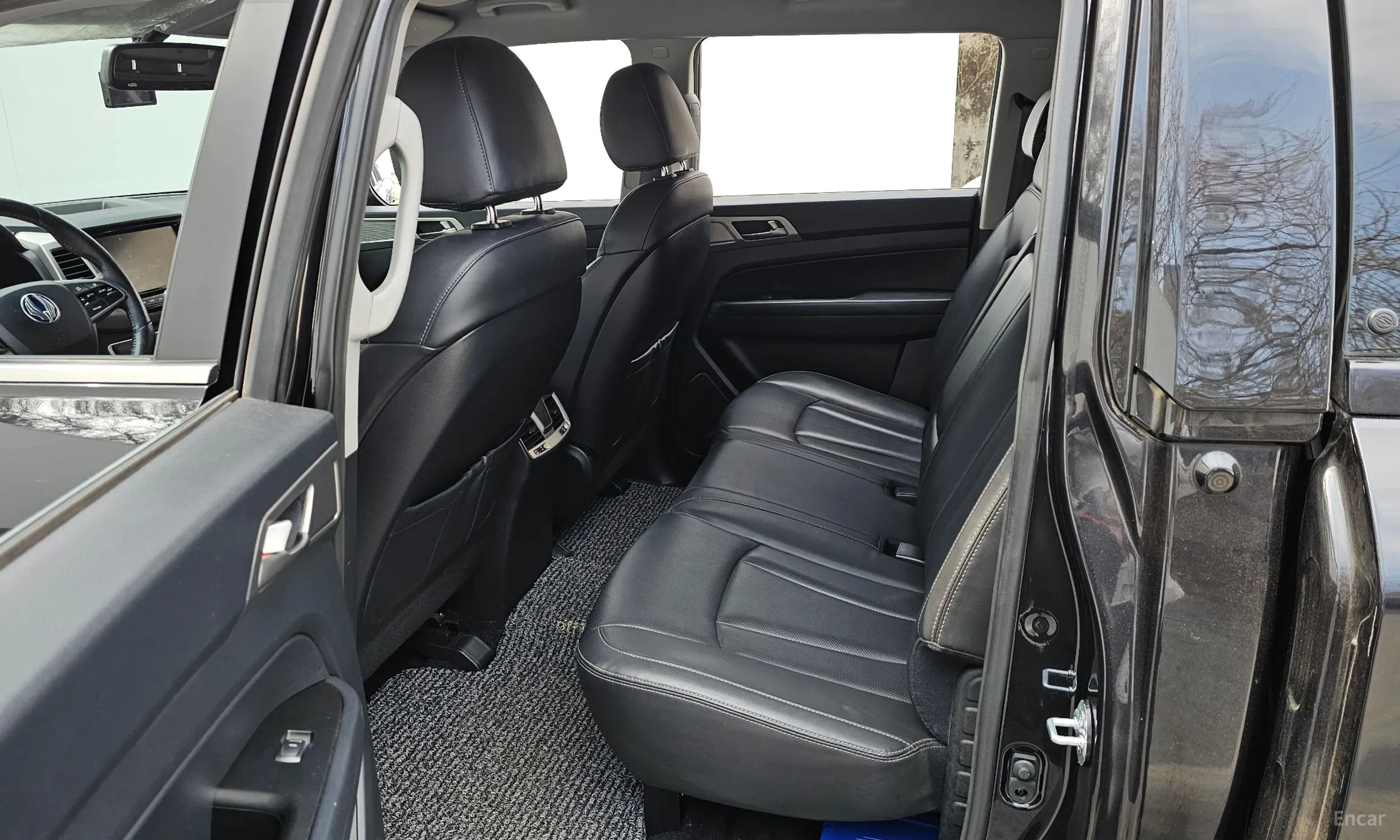 KG Mobility (SsangYong) Rexton Sports превью 12