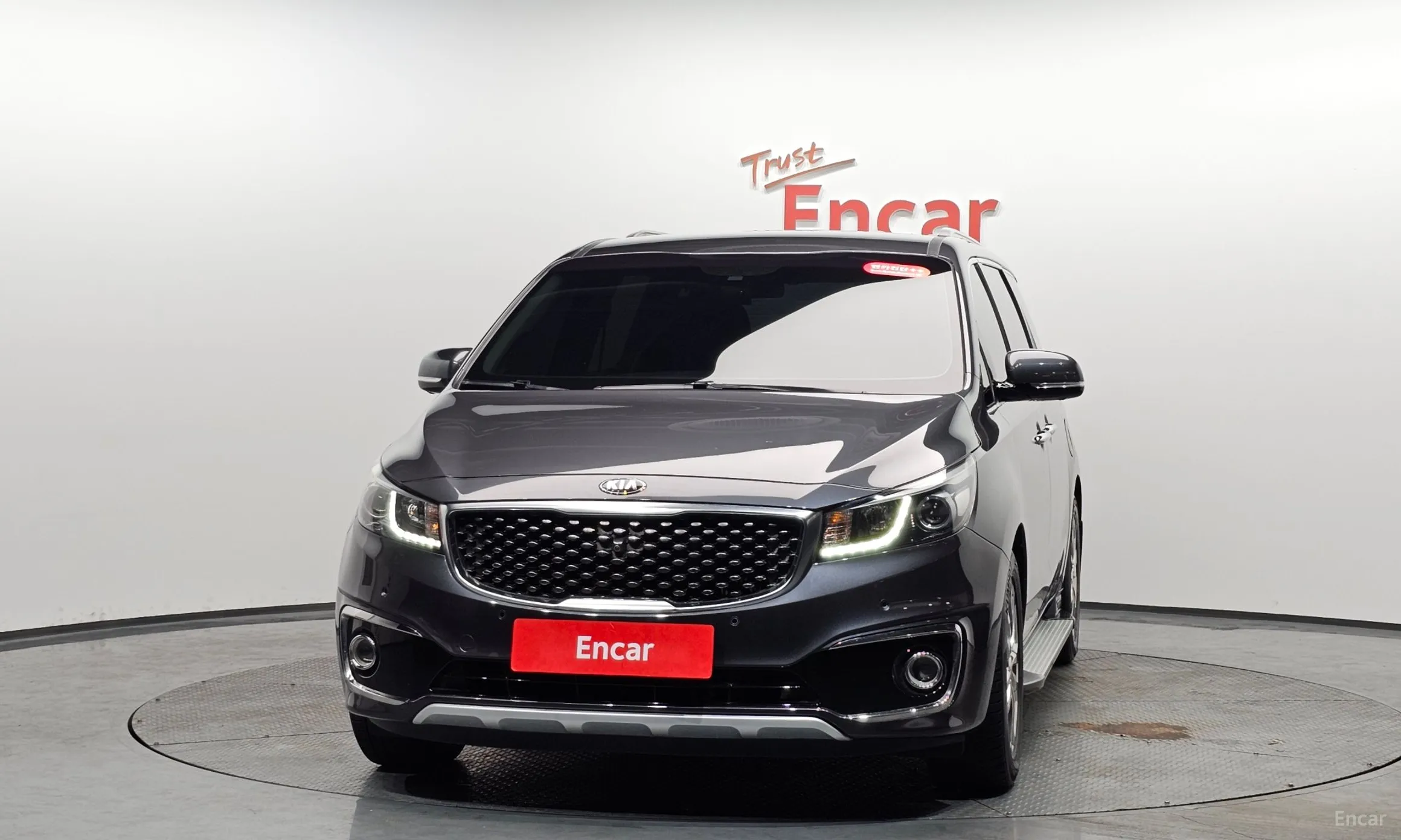 Kia Carnival превью 3