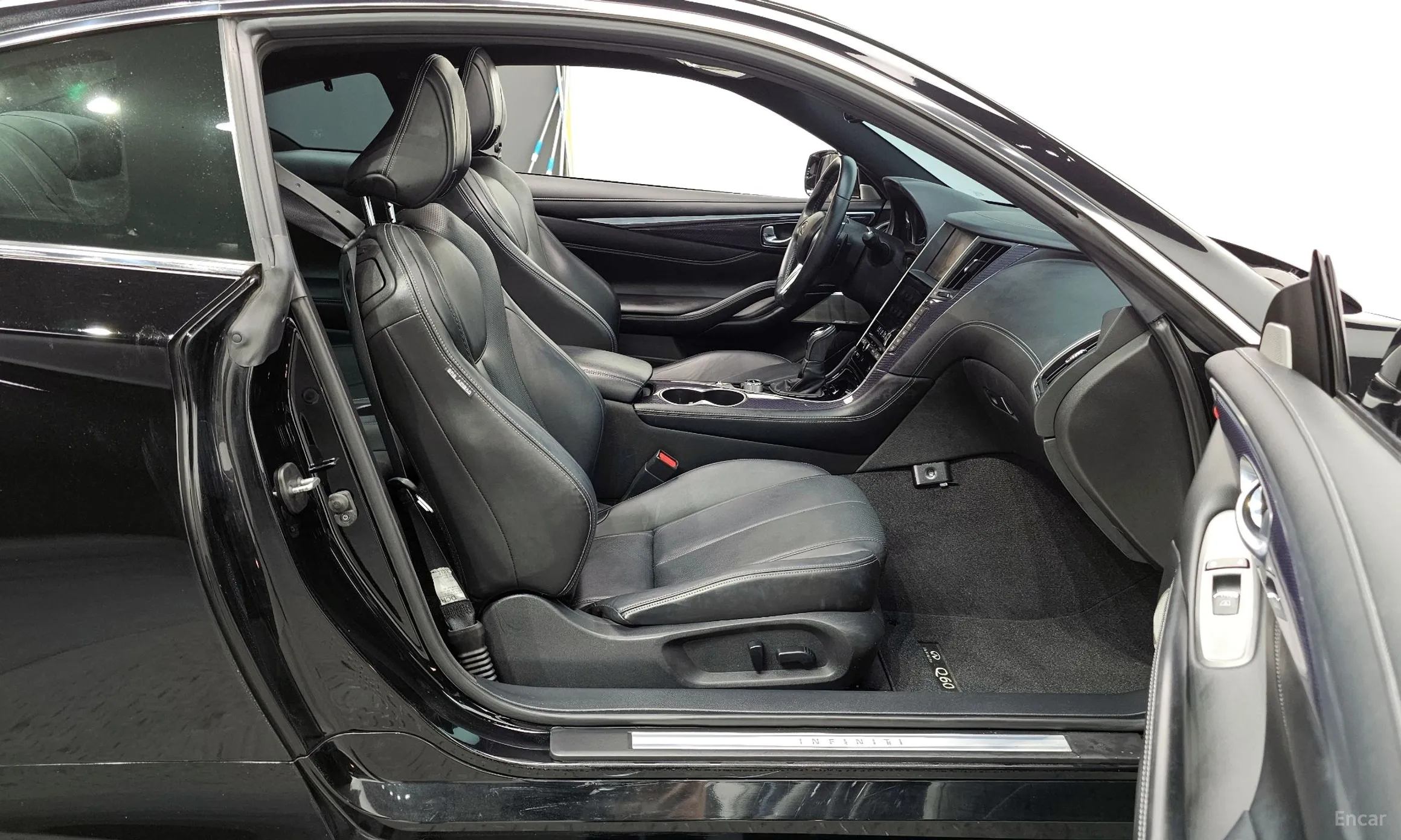 Infiniti Q60 (CV37) превью 11