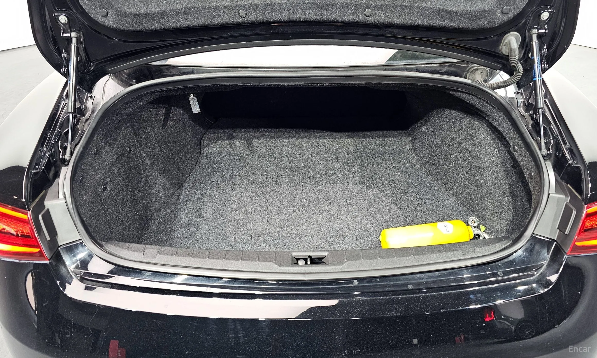 Infiniti Q60 (CV37) превью 20