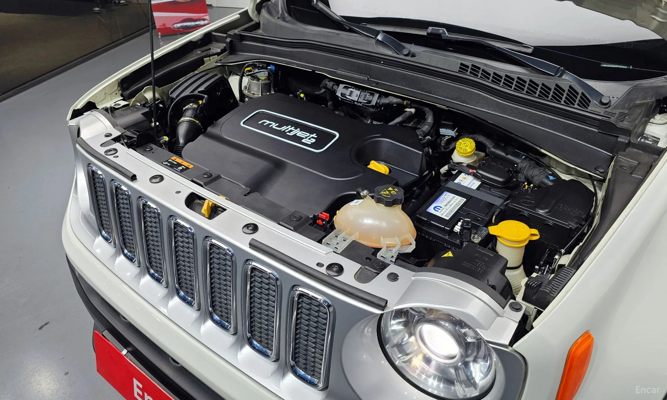 Jeep Renegade превью 6