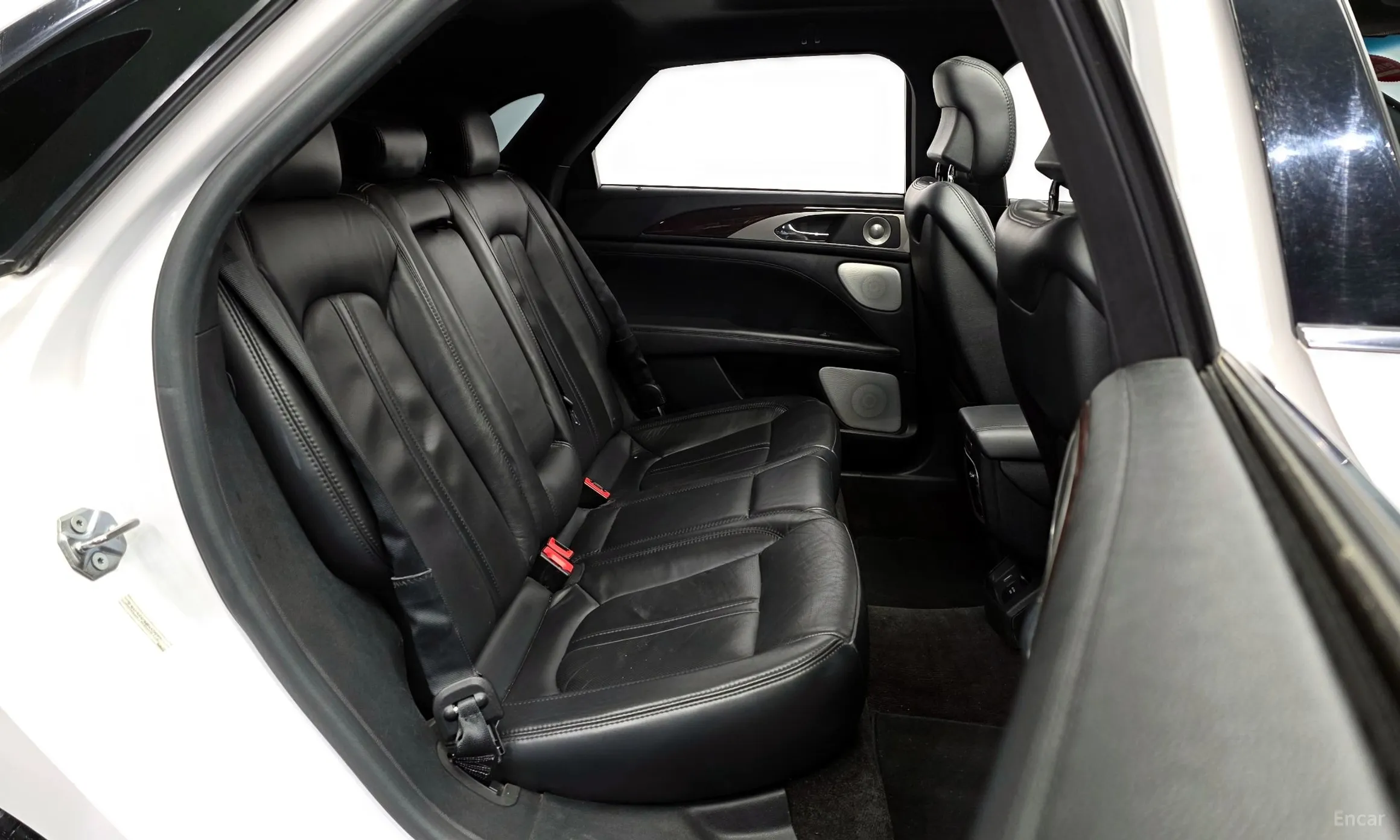 Lincoln New MKZ превью 12