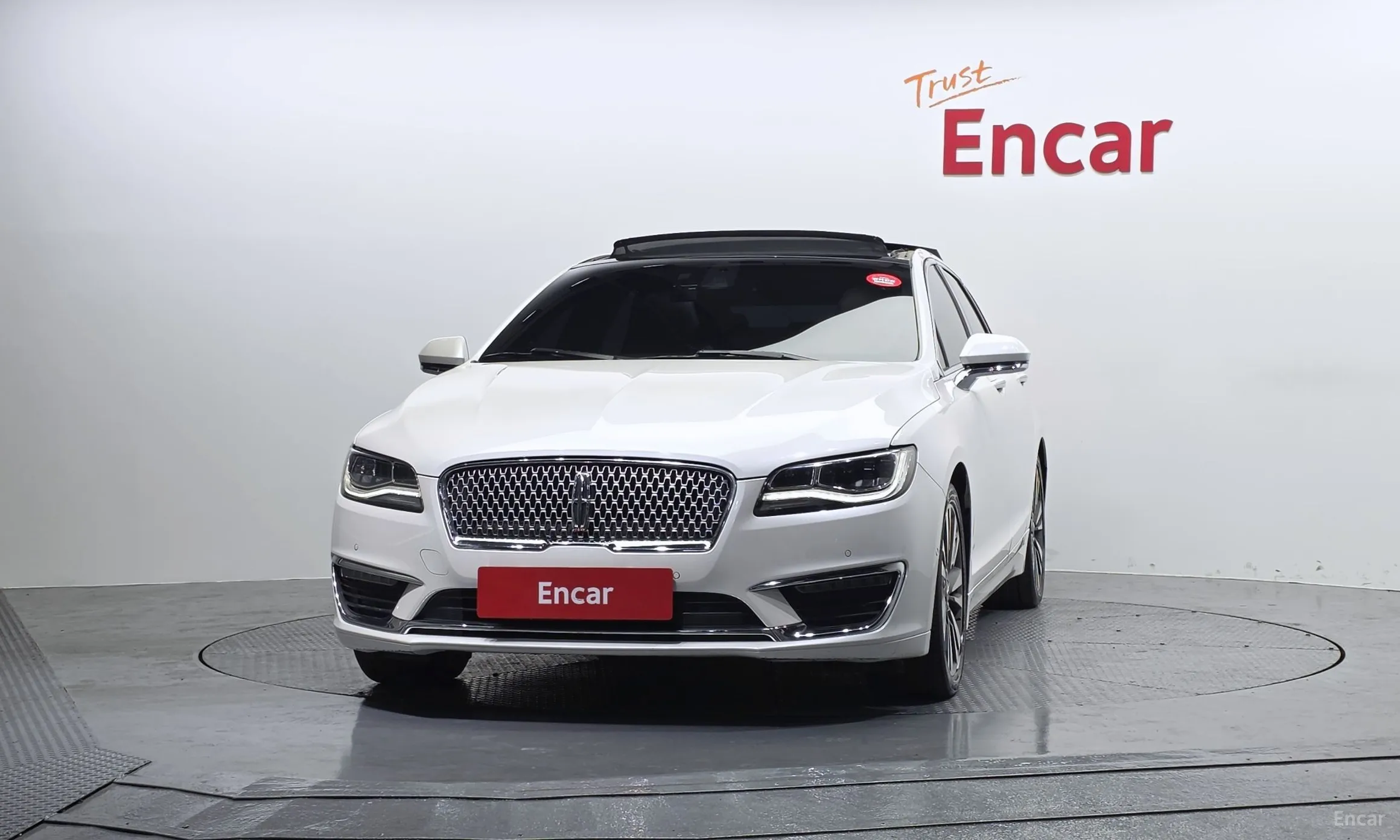 Lincoln New MKZ превью 3