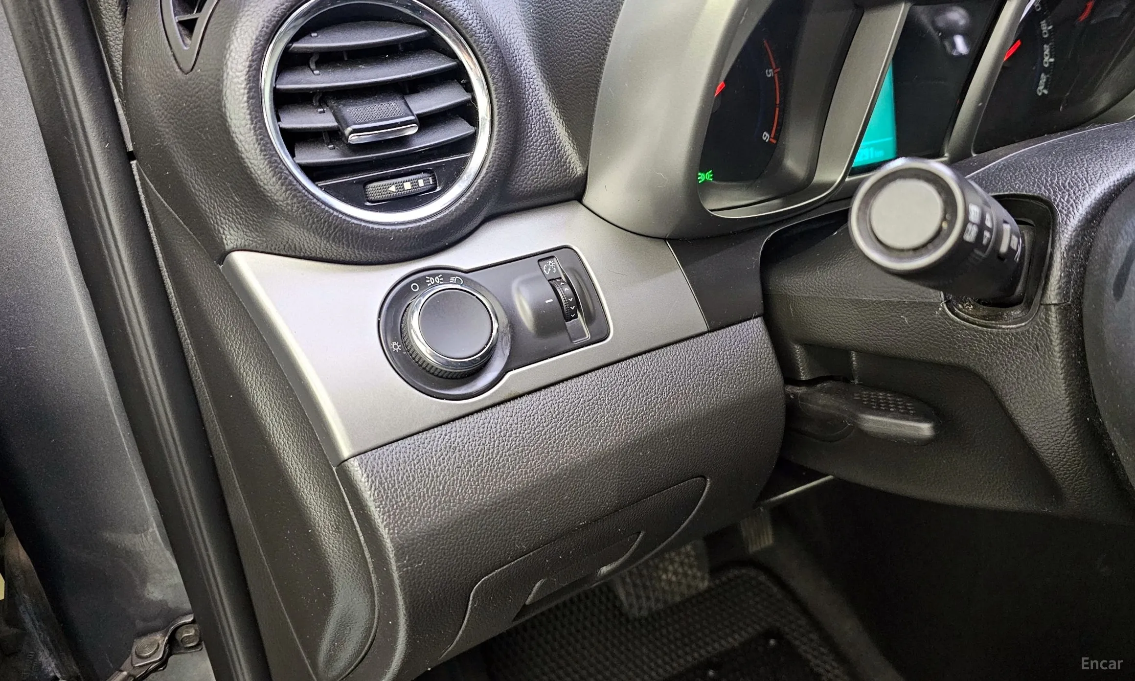 Chevrolet (GM Daewoo) Orlando превью 17