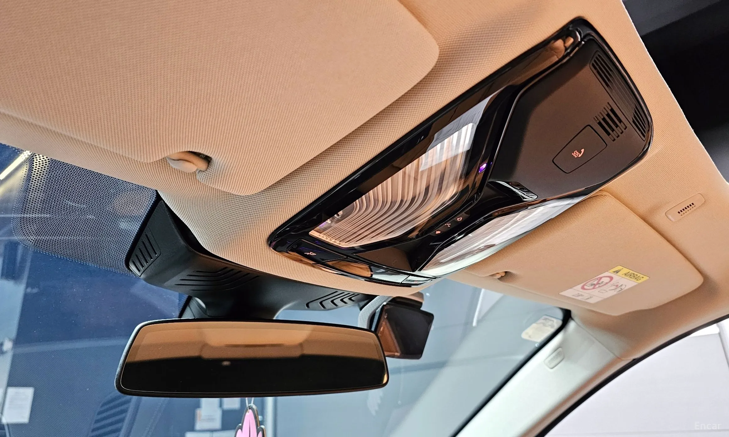 BMW 5 Series (G30) превью 17