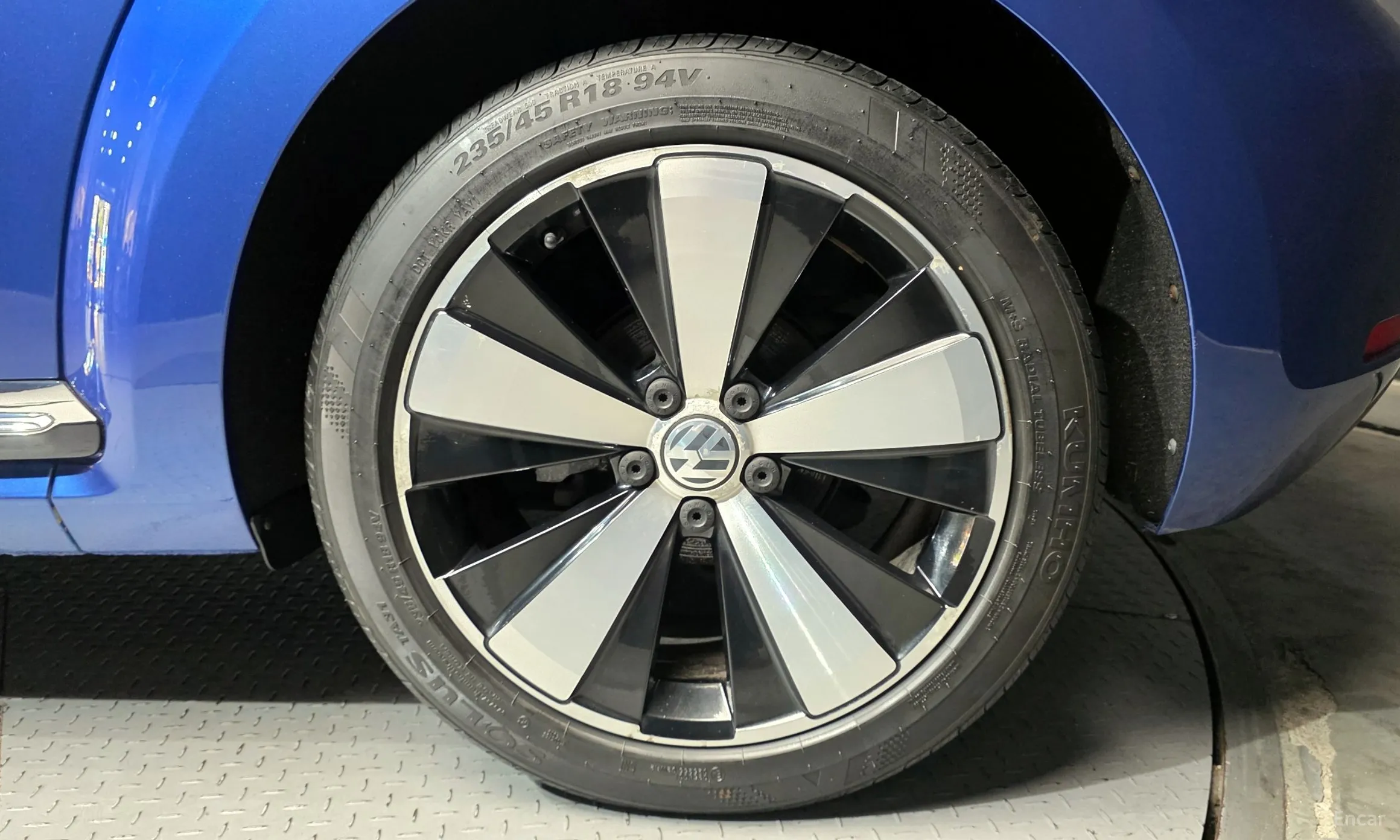 Volkswagen The Beetle превью 5