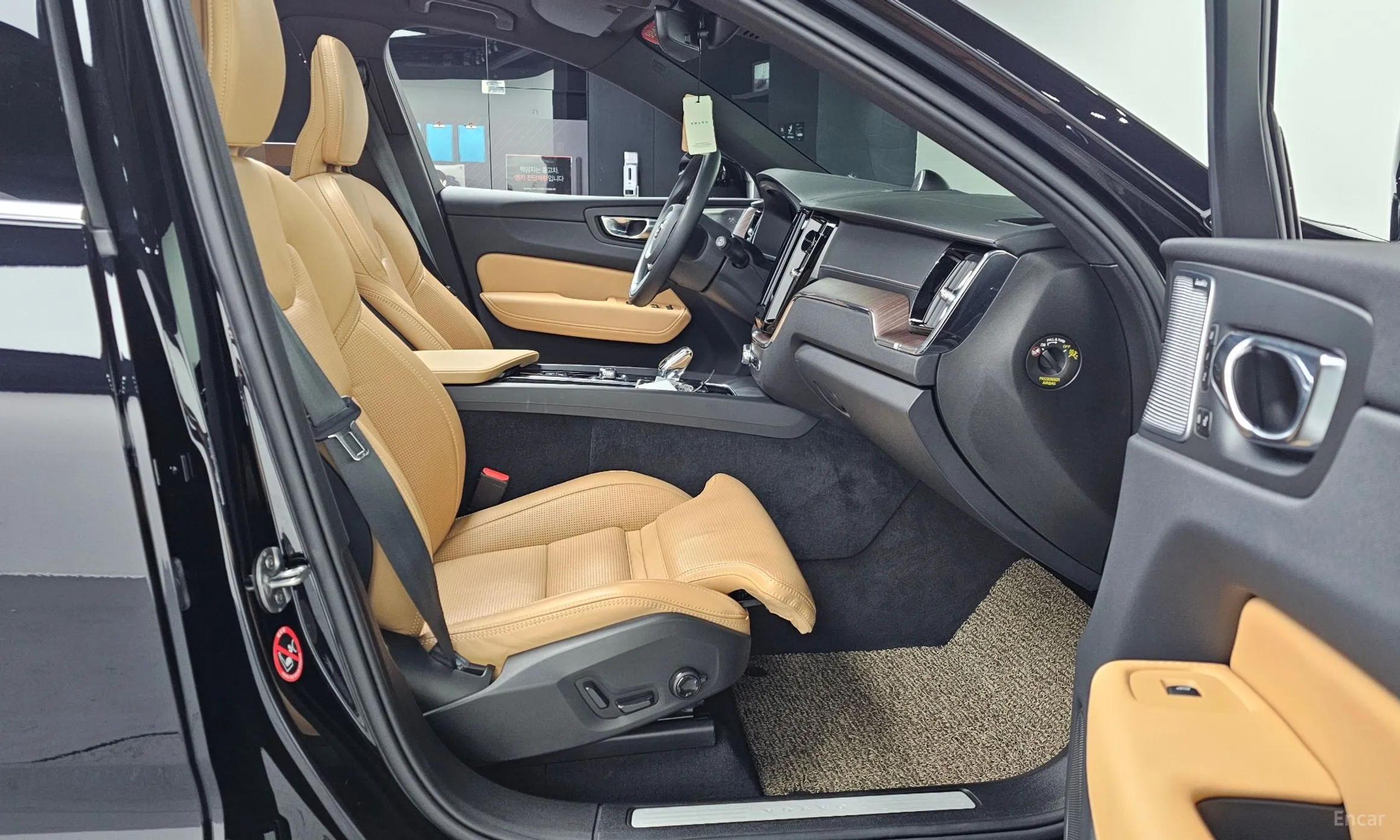 Volvo XC60 Gen 2 превью 11