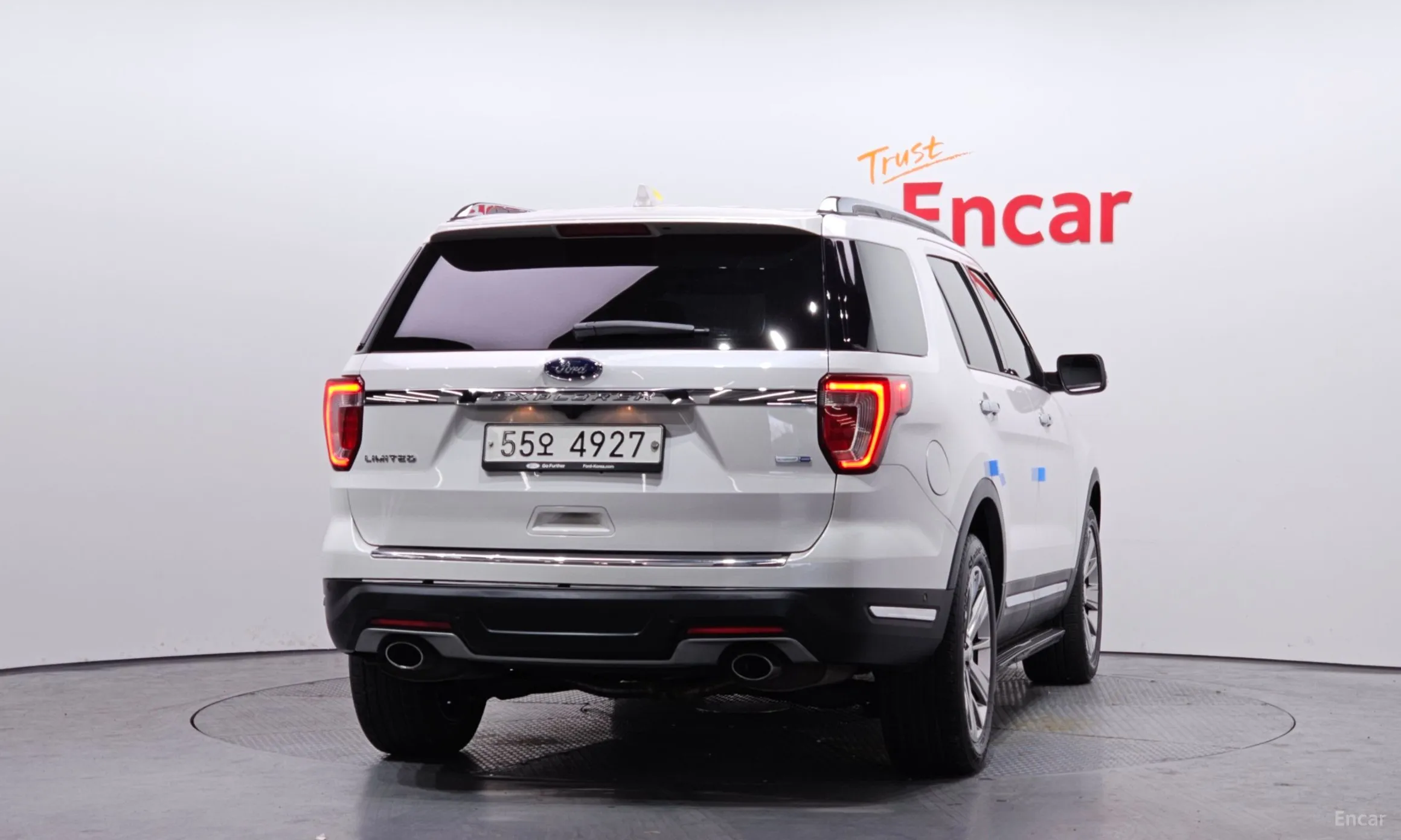 Ford Explorer превью 4