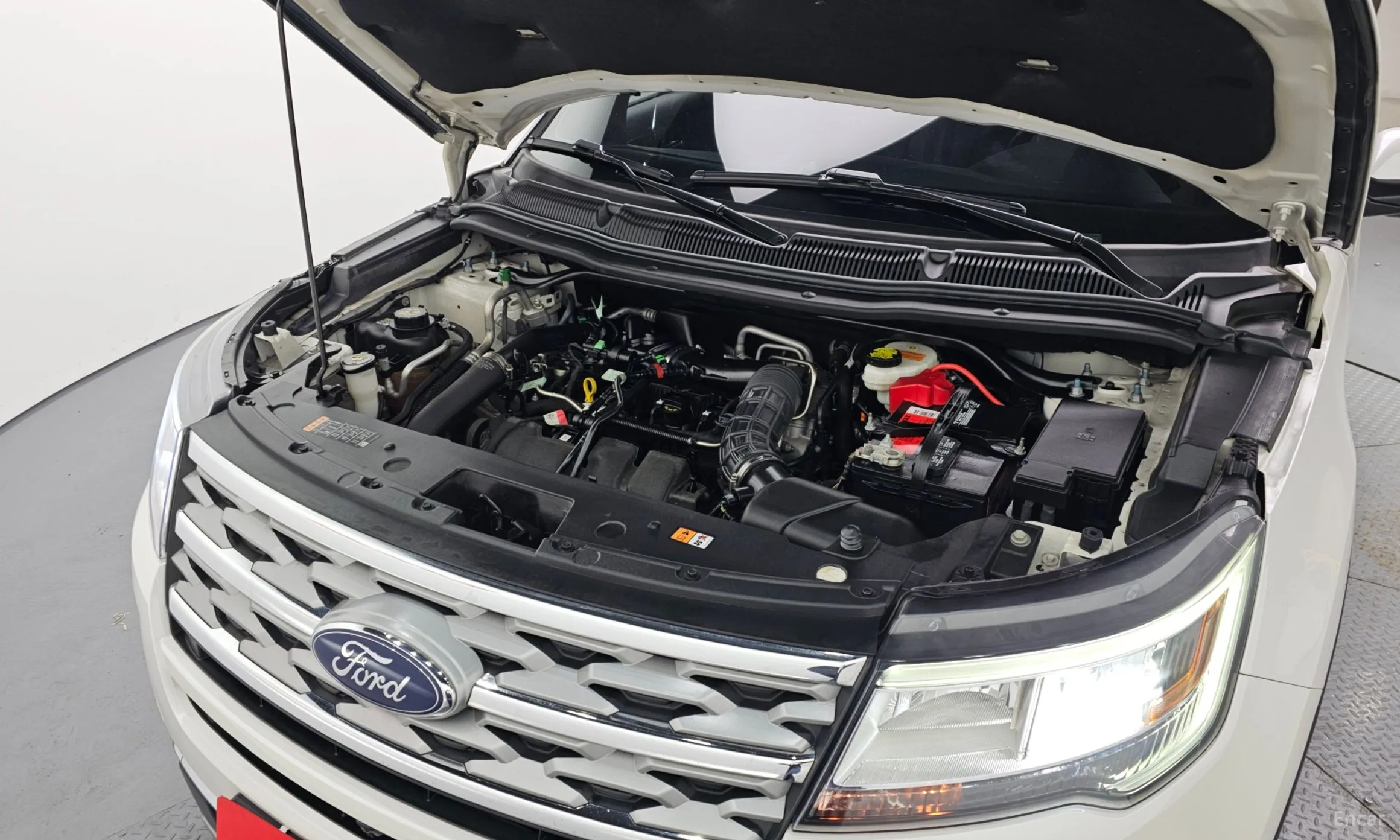 Ford Explorer превью 6