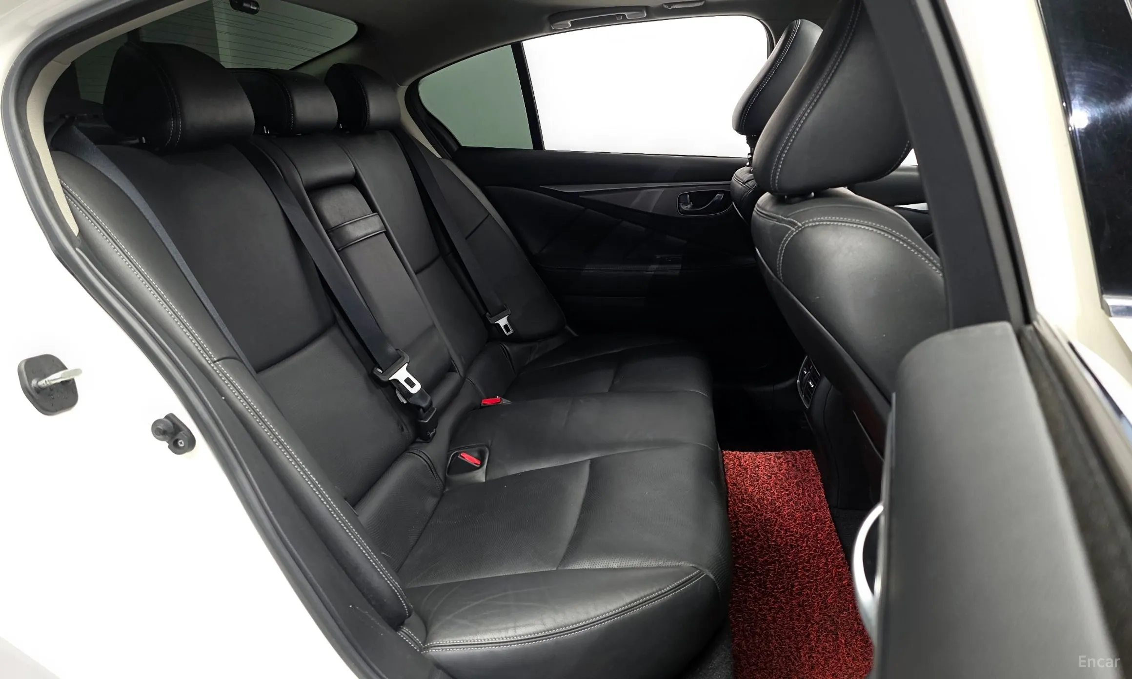 Infiniti Q50 превью 12