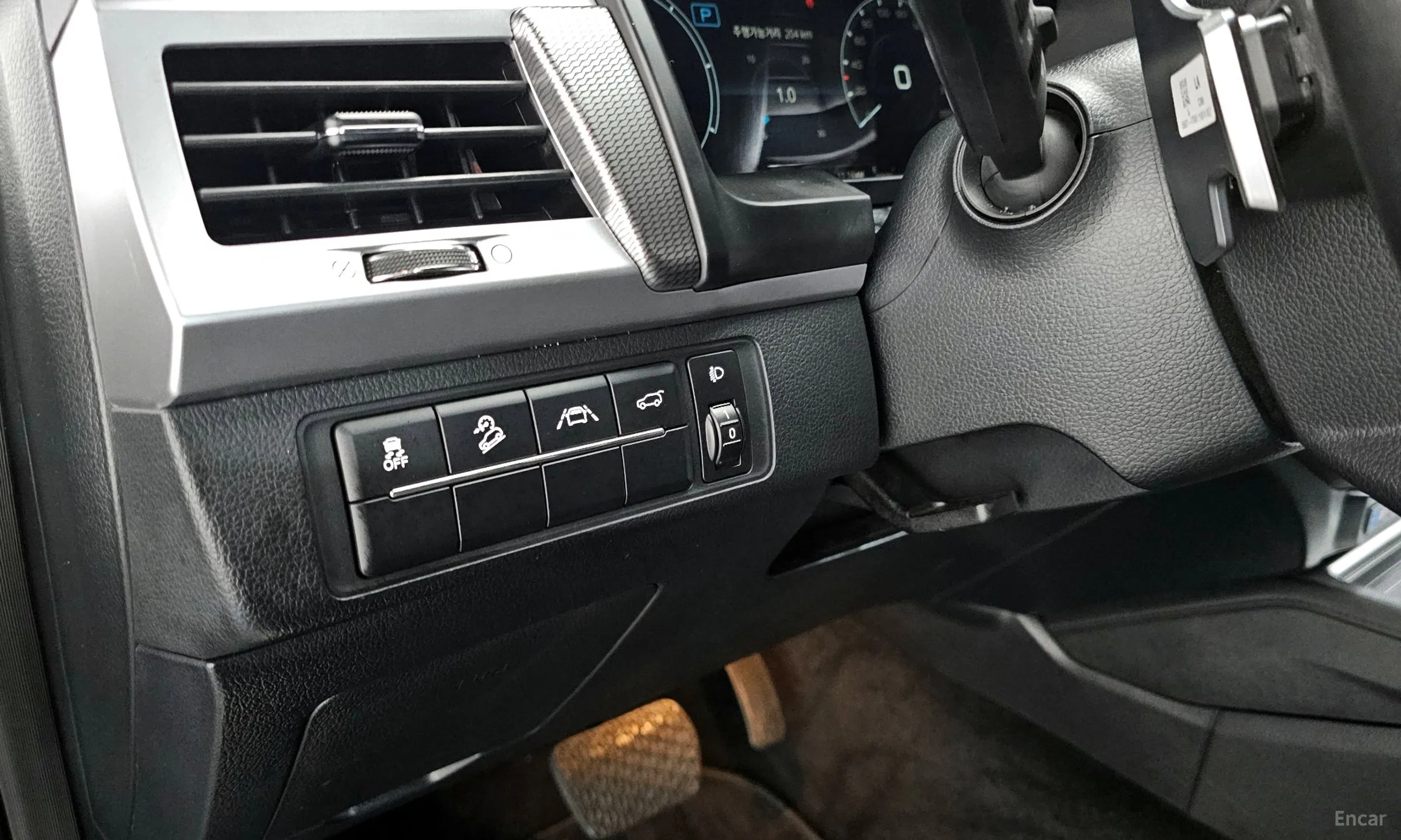 KG Mobility (SsangYong) Rexton превью 14