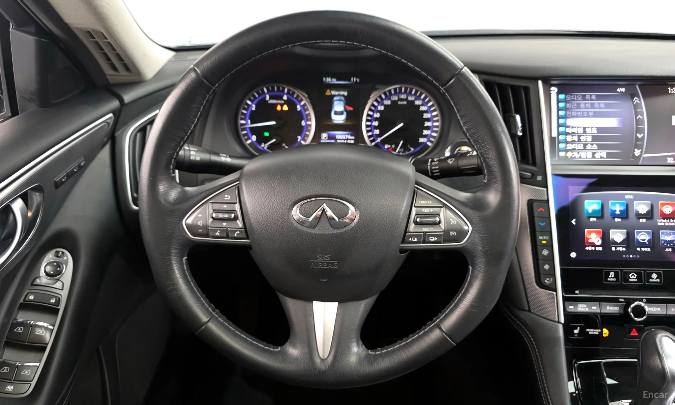 Infiniti Q50 превью 15