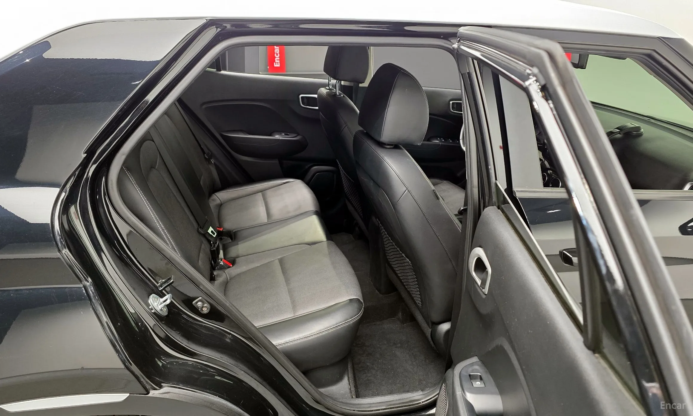 Hyundai Venue превью 12