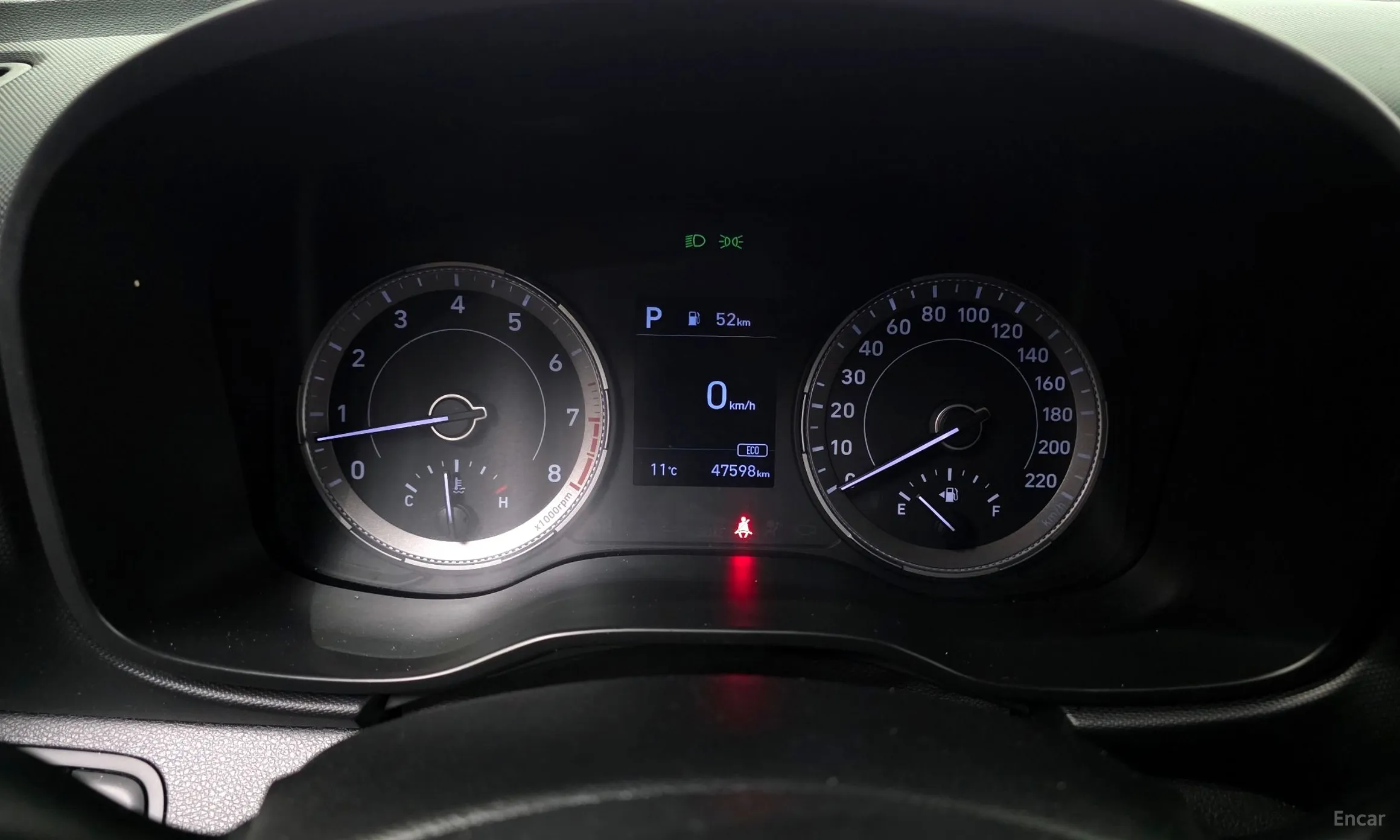 Hyundai Venue превью 8