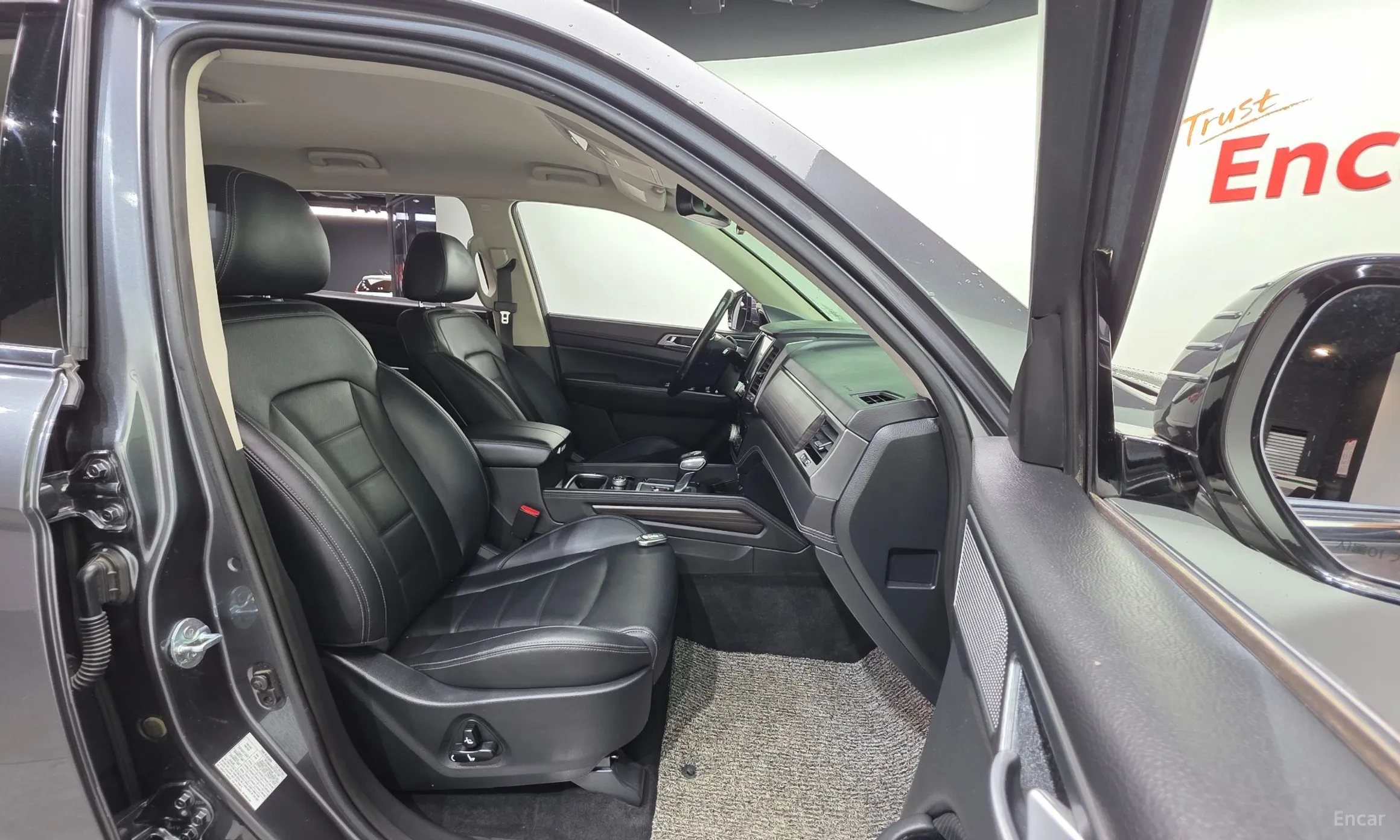 KG Mobility (SsangYong) G4 Rexton превью 10