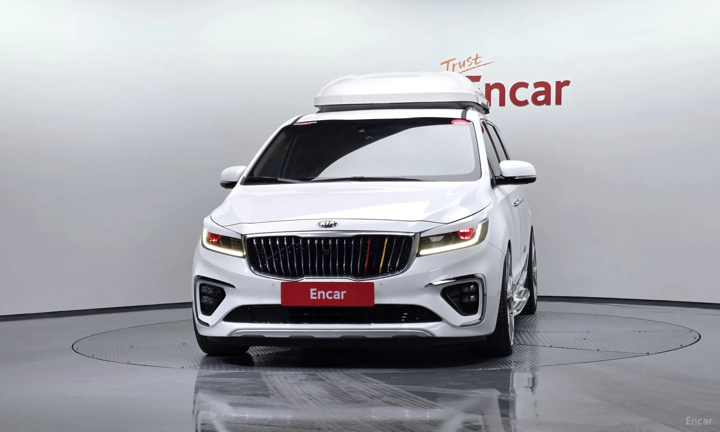 Kia Carnival превью 3