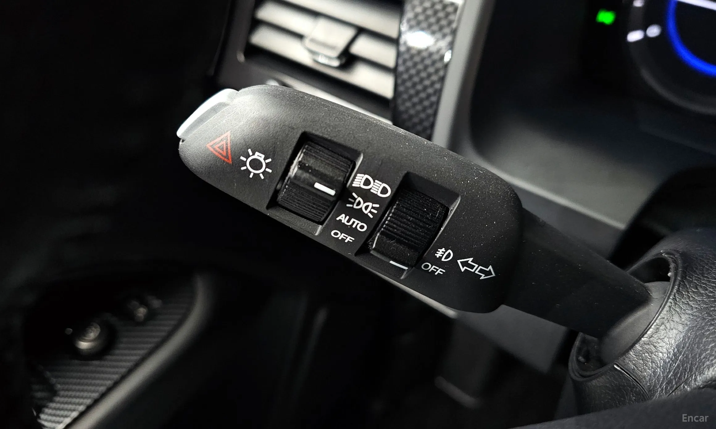 KG Mobility (SsangYong) Rexton Sports превью 18
