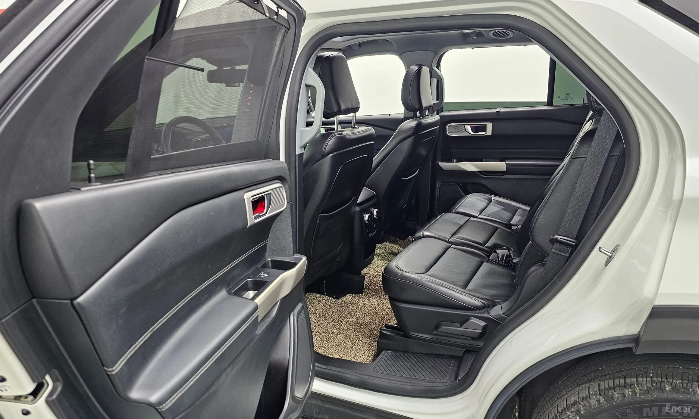 Ford Explorer 6th Generation превью 12