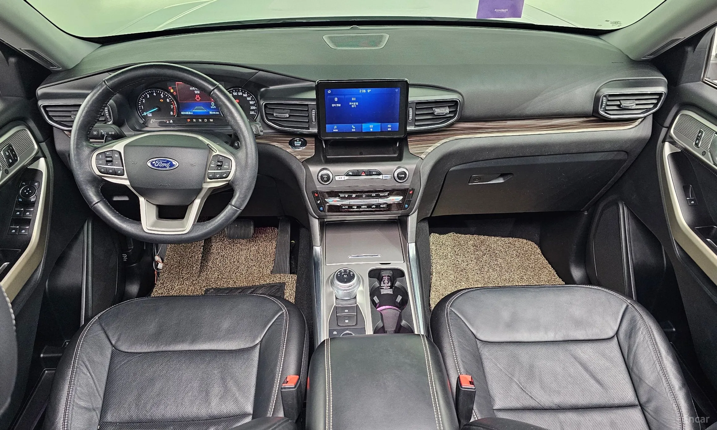 Ford Explorer 6th Generation превью 7