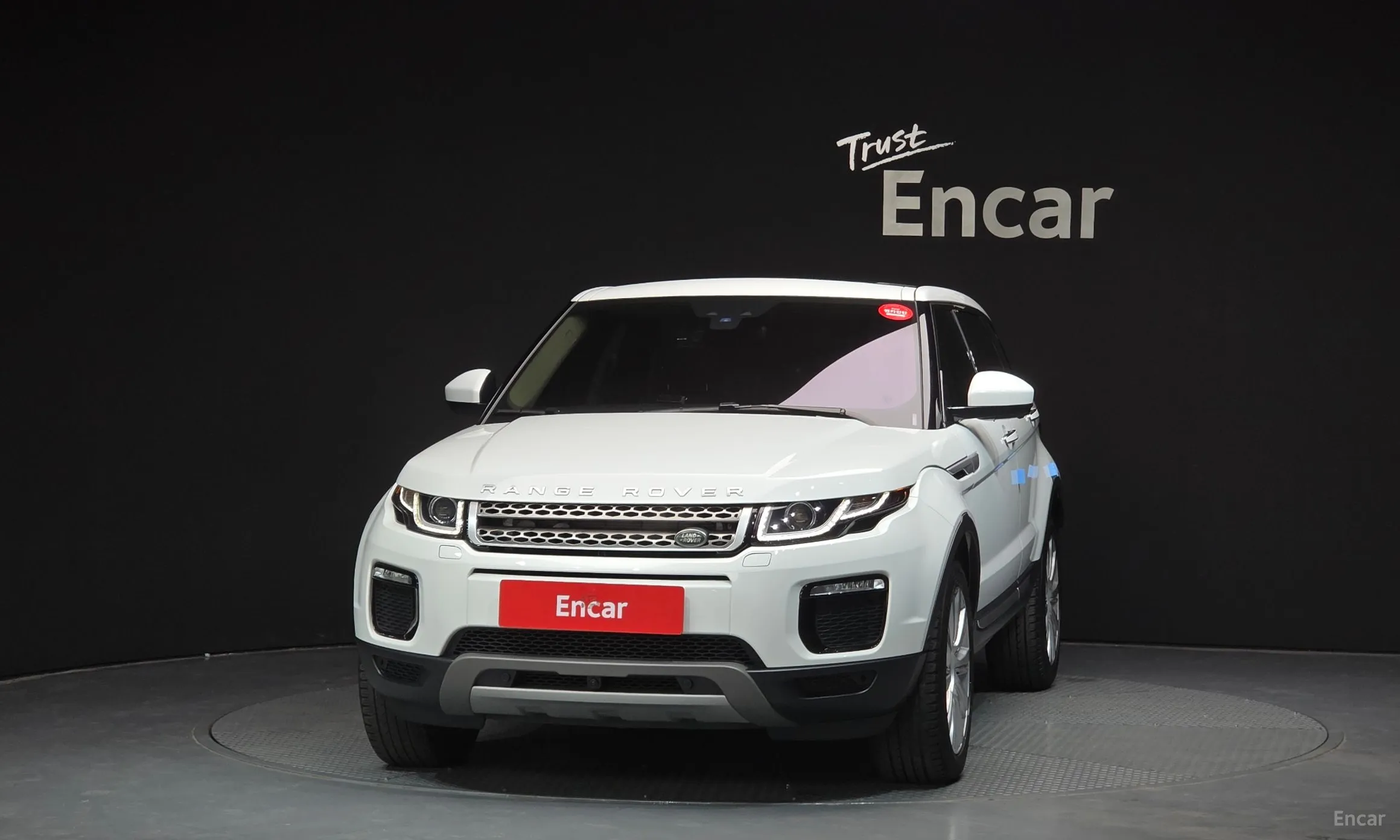 Land Rover Range Rover Evoque превью 3