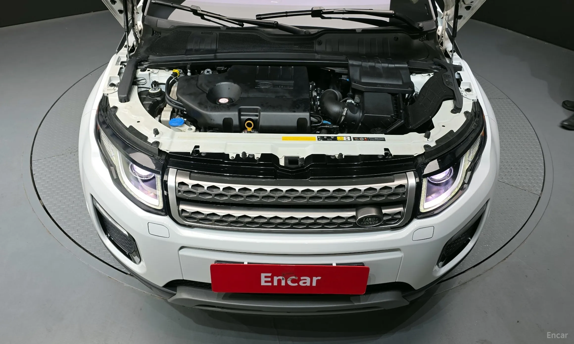 Land Rover Range Rover Evoque превью 6