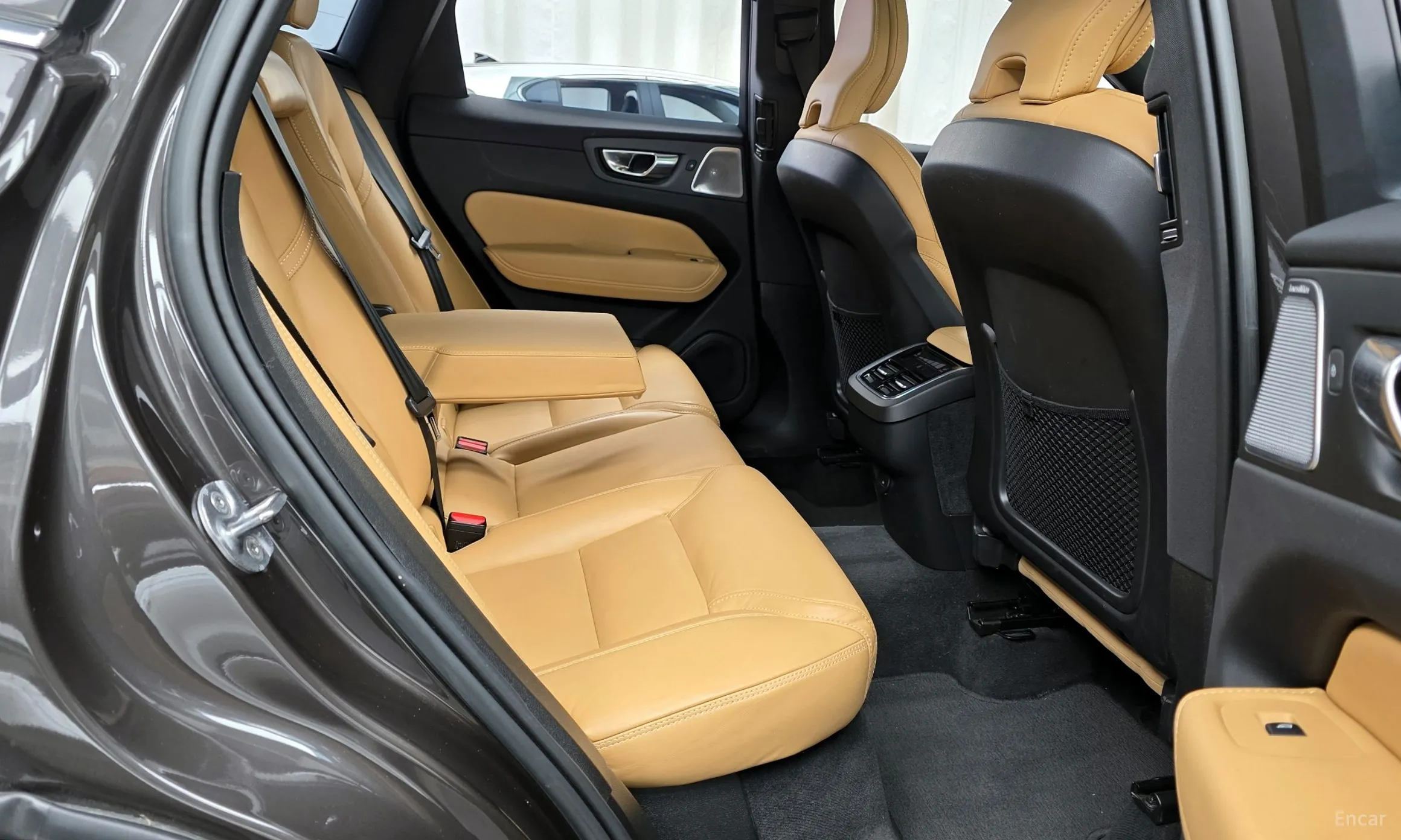 Volvo XC60 Gen 2 превью 12