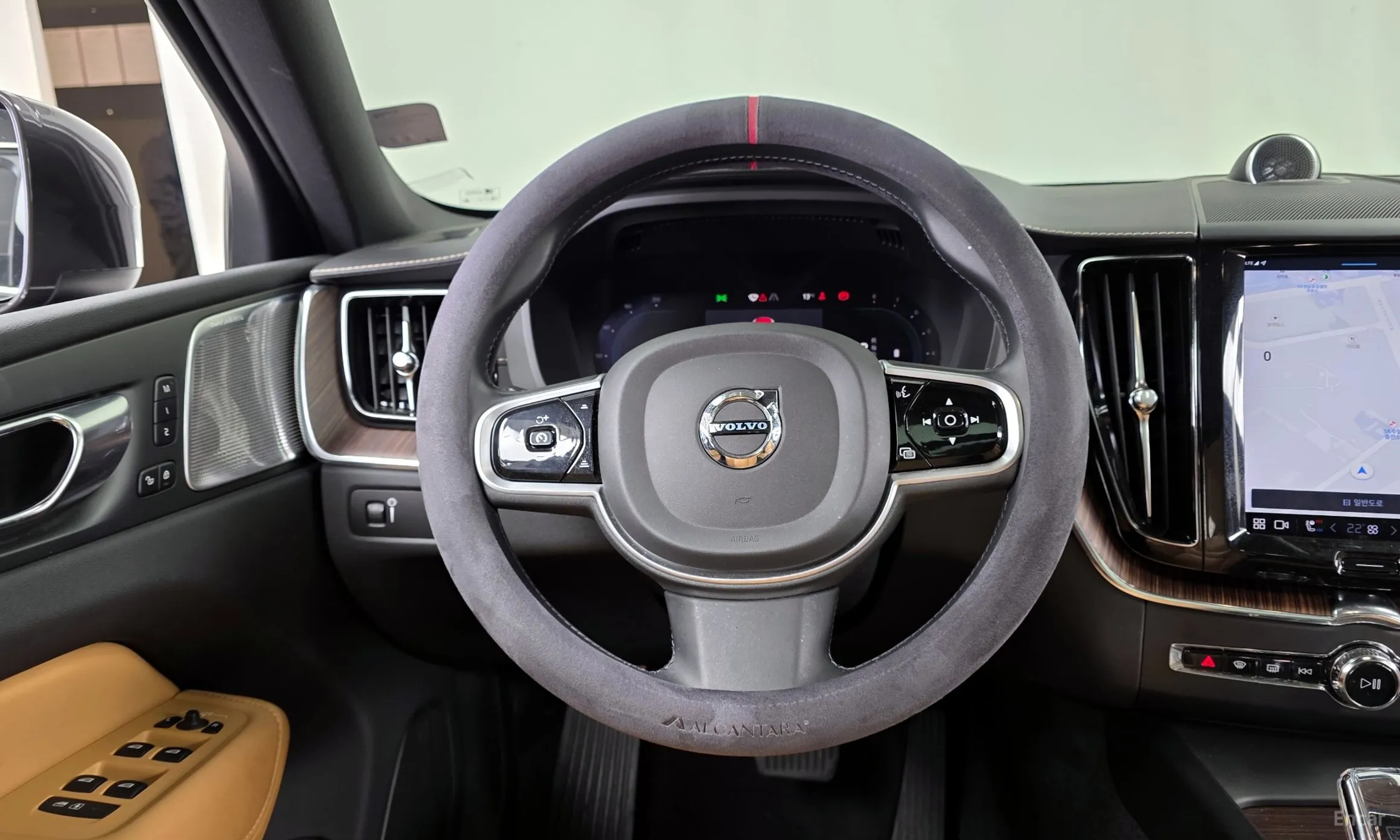 Volvo XC60 Gen 2 превью 13