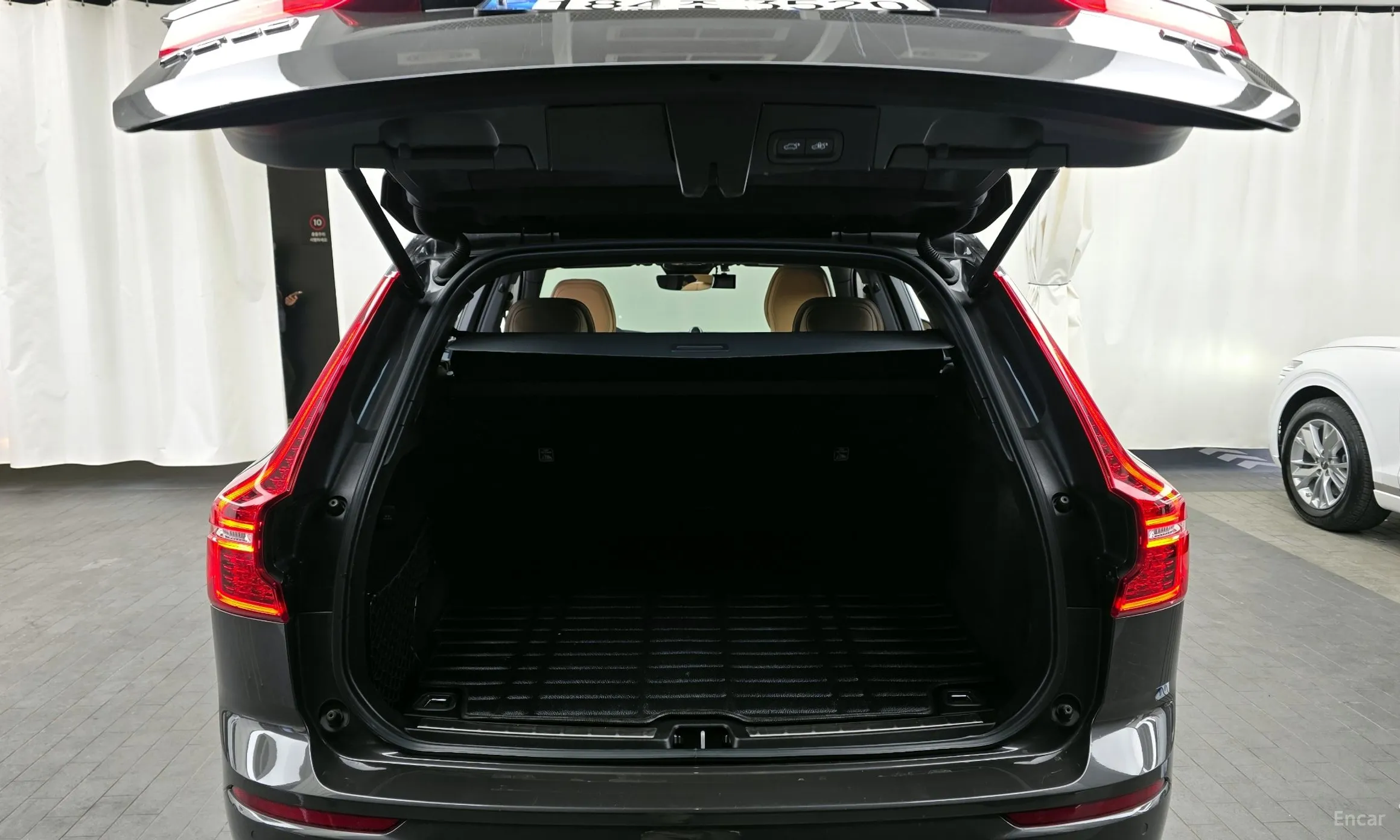 Volvo XC60 Gen 2 превью 20
