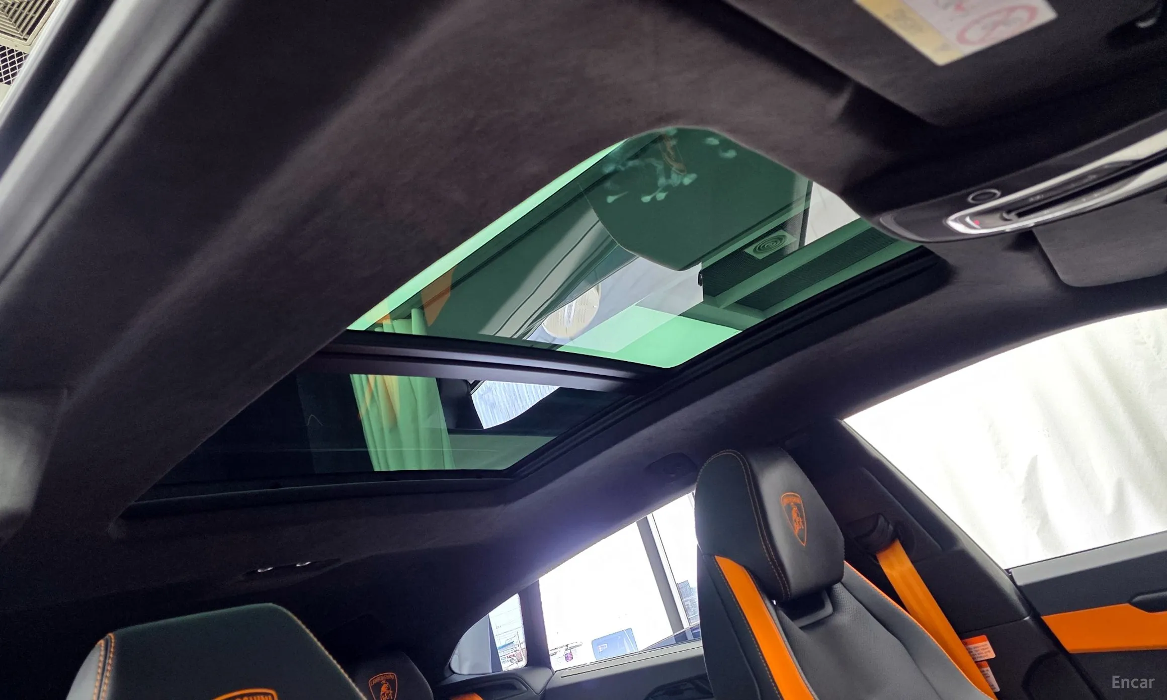 Lamborghini Urus превью 17
