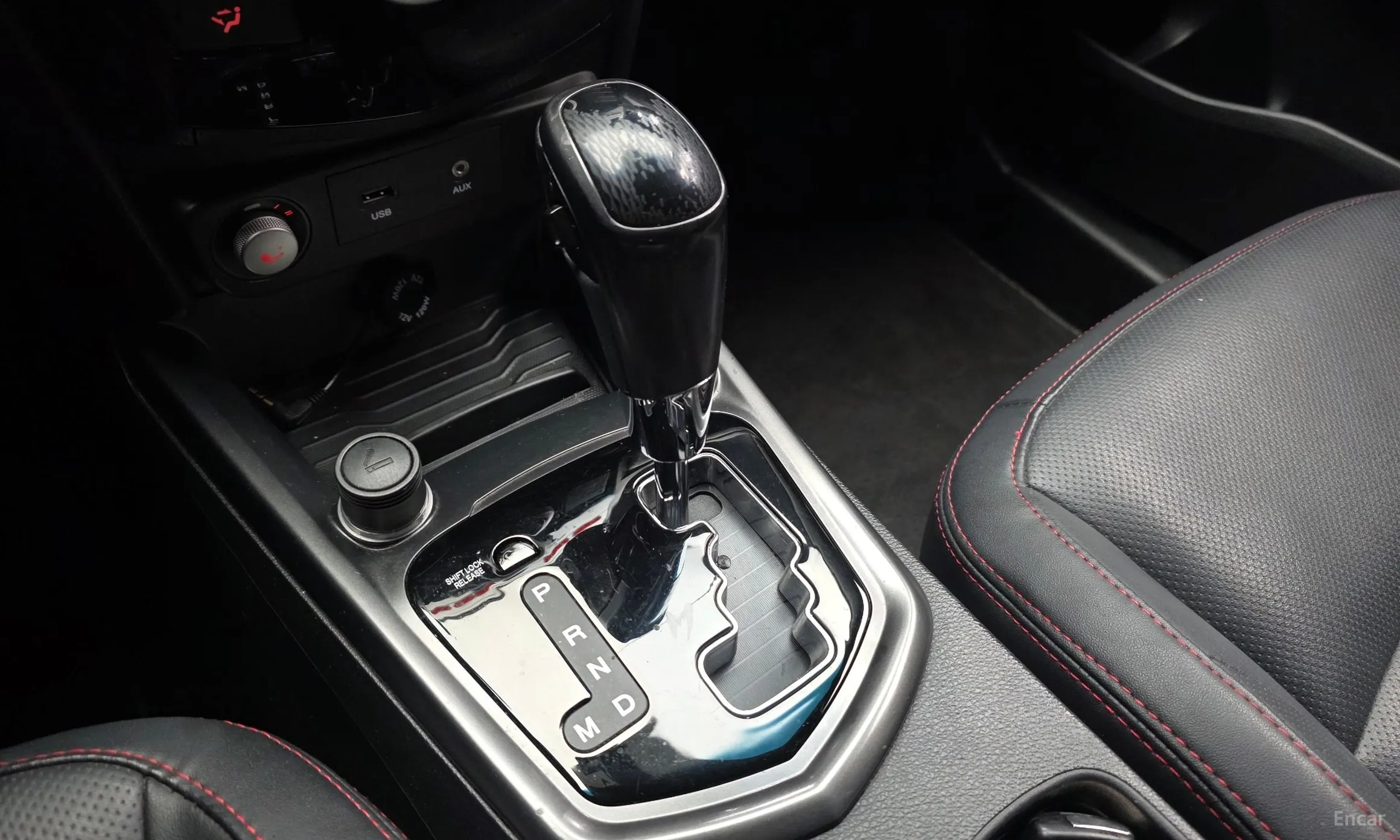 KG Mobility (SsangYong) Tivoli Air превью 9