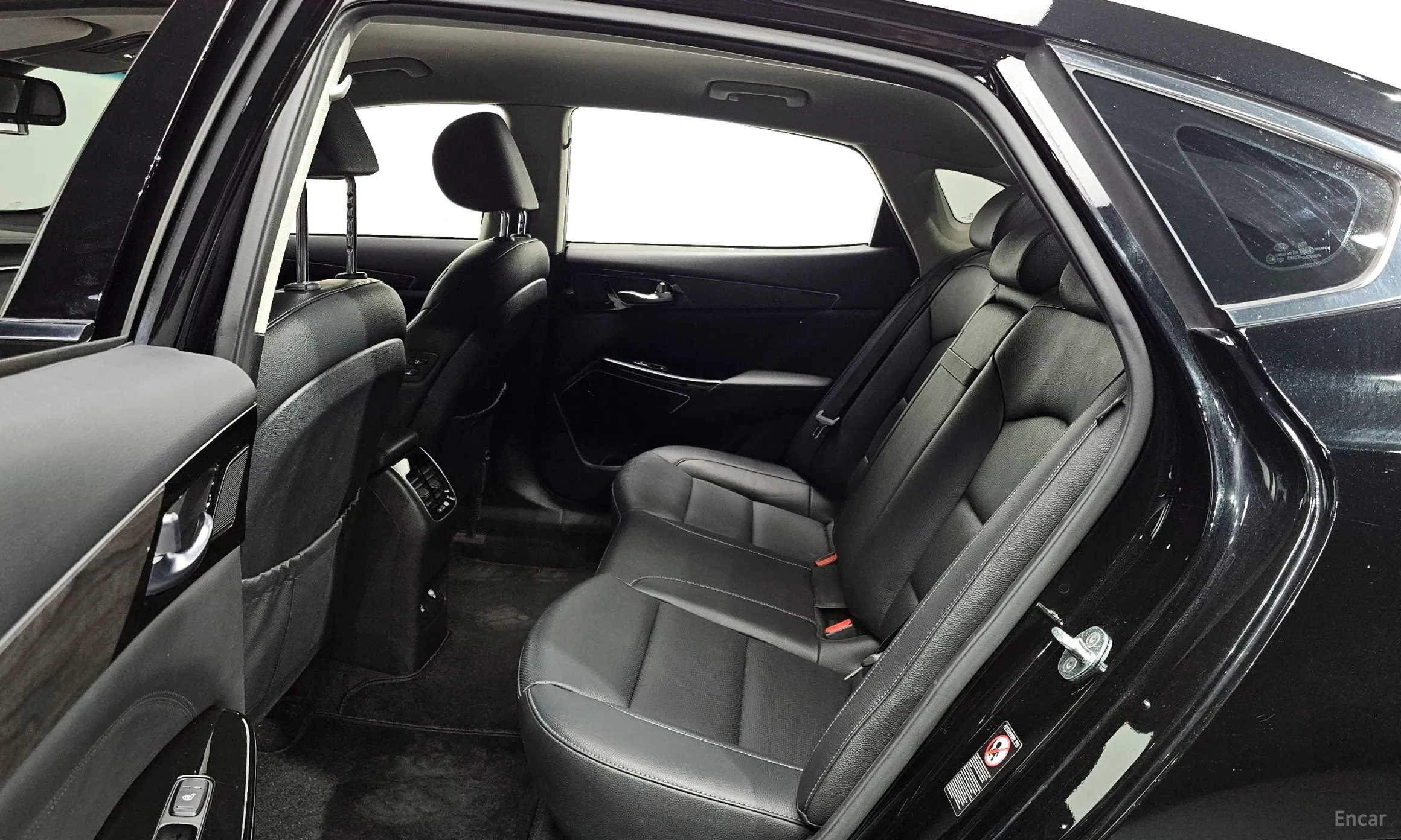 Kia K7 Premier превью 12