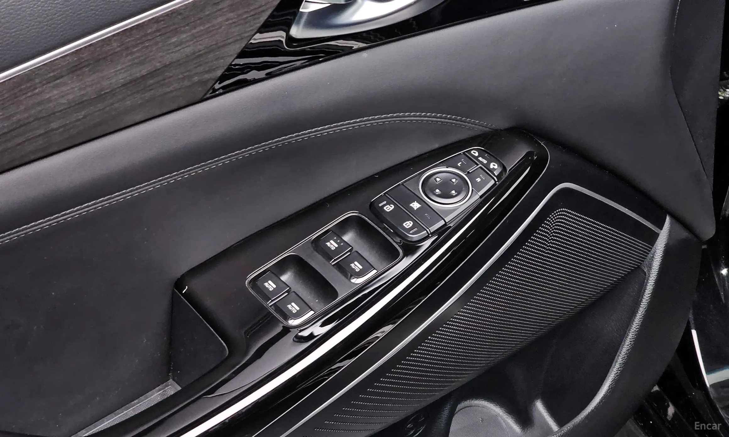Kia K7 Premier превью 19