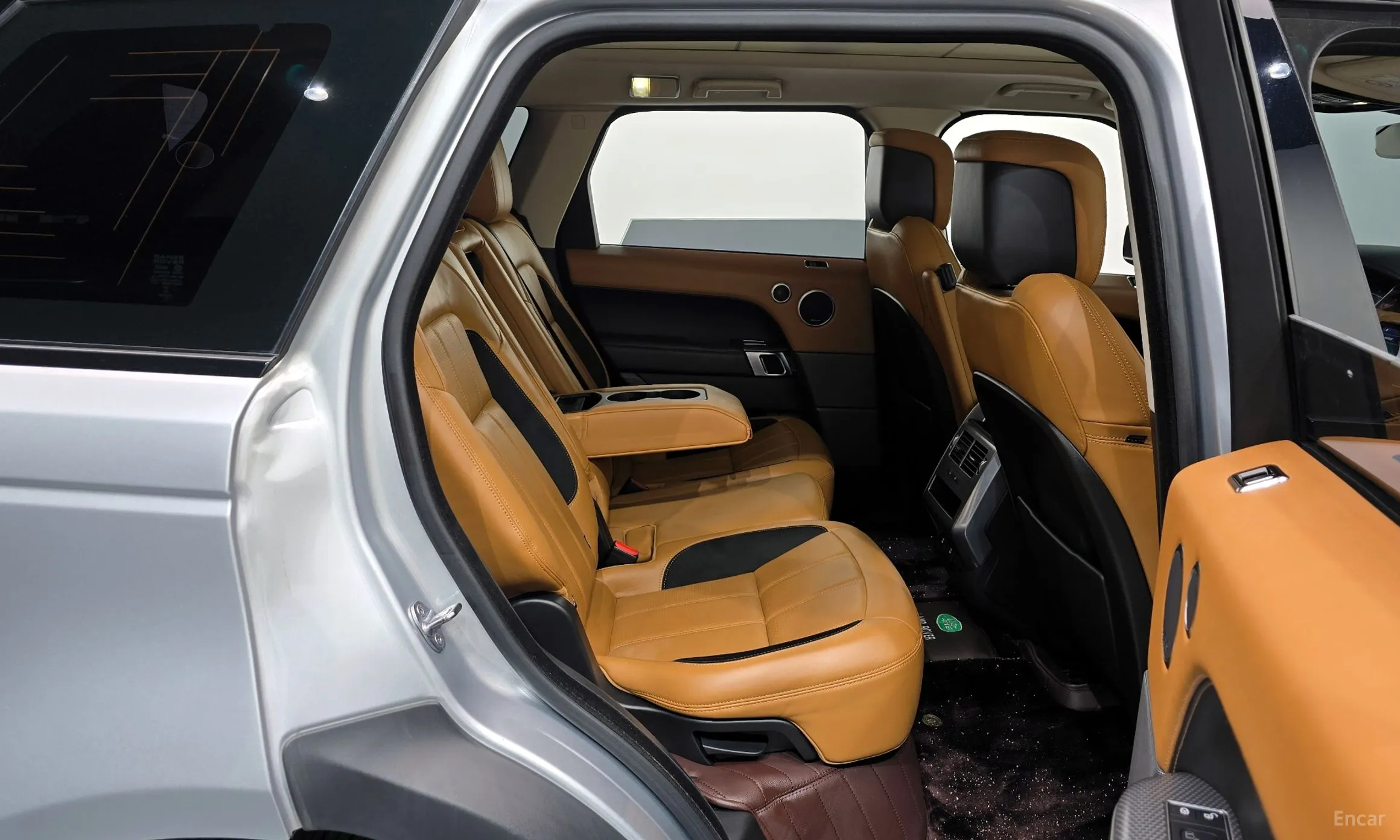 Land Rover Range Rover Sport 2nd Generation превью 12